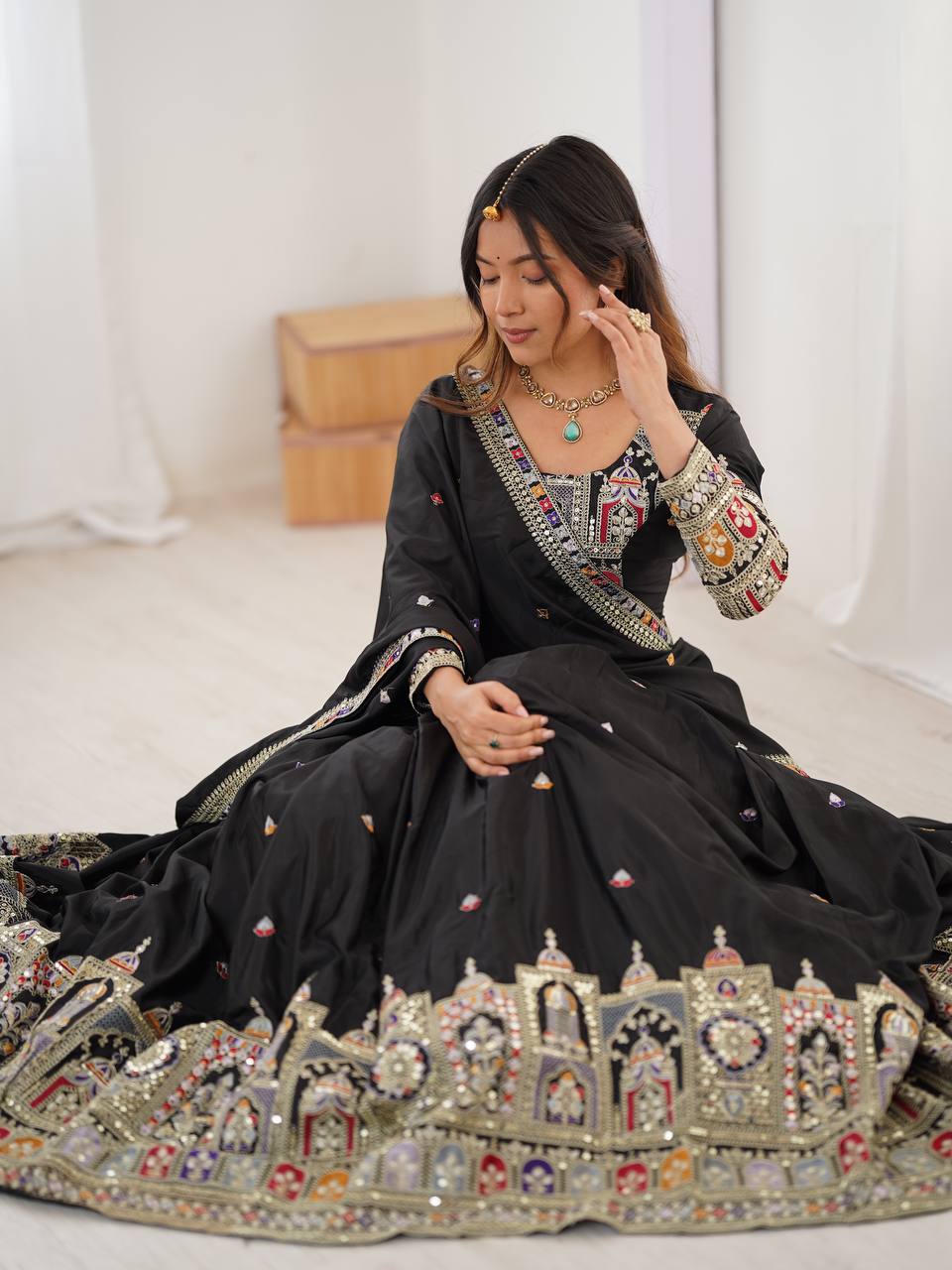 REAL MODELLING BEST SELLER LEHENGA BLACK