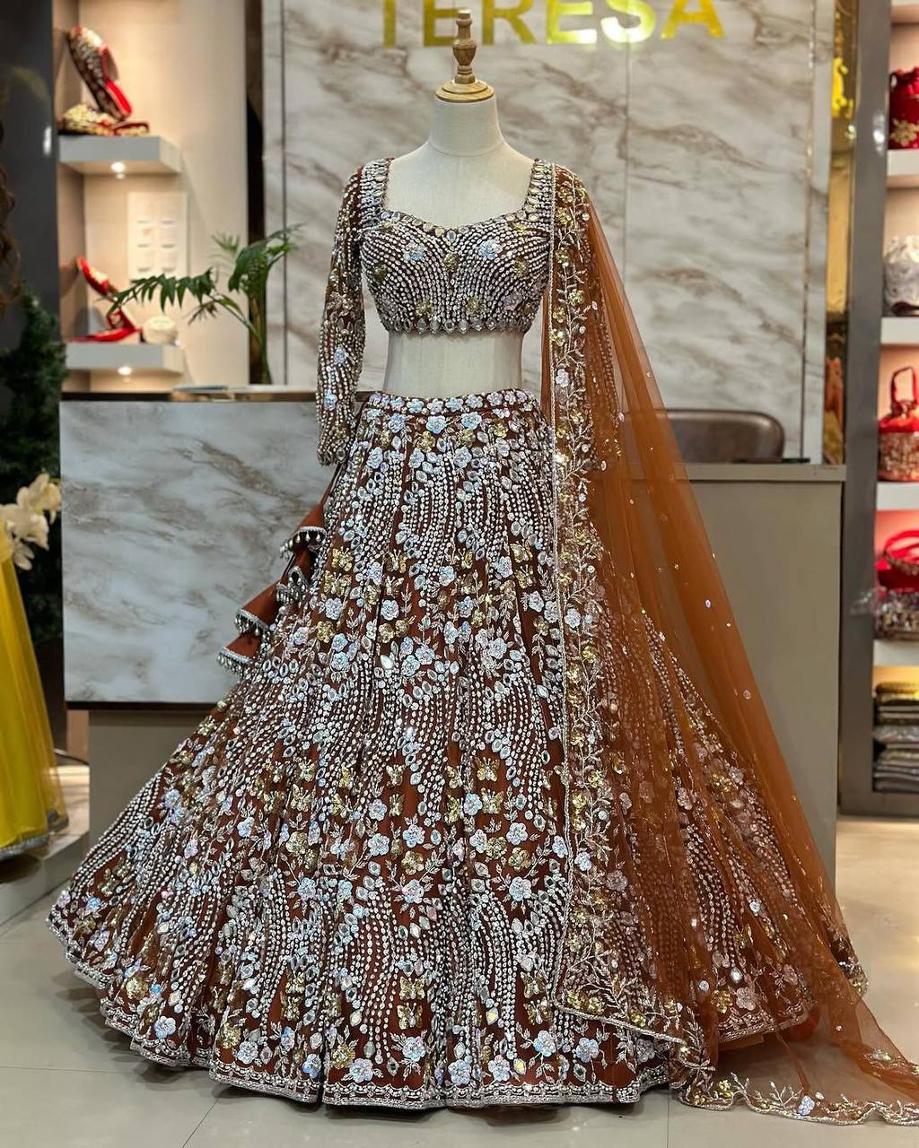 DESIGNER LEHENGA