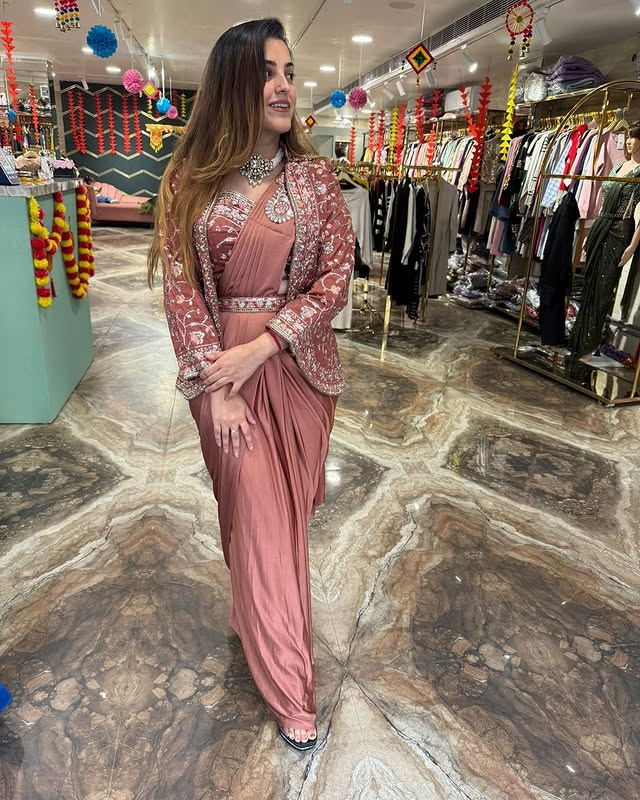 PRE DRAPE SAREE WITH JACKET NEW