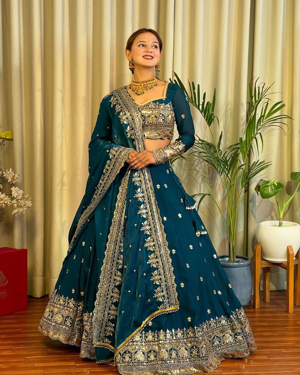 TRENDING CHANIYA CHOLI