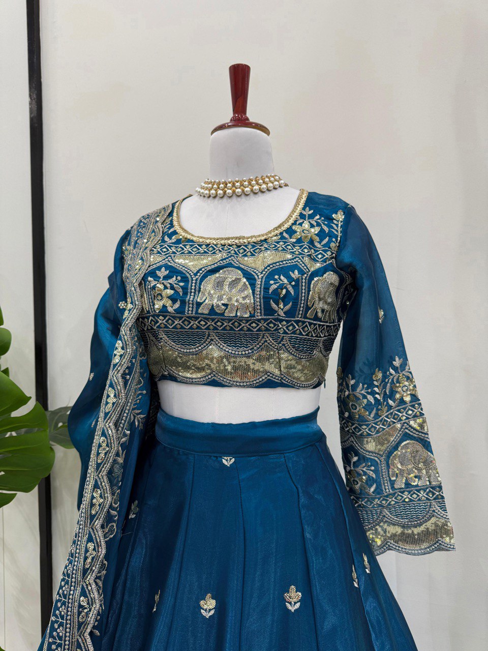 TRENDING CHANIYA CHOLI