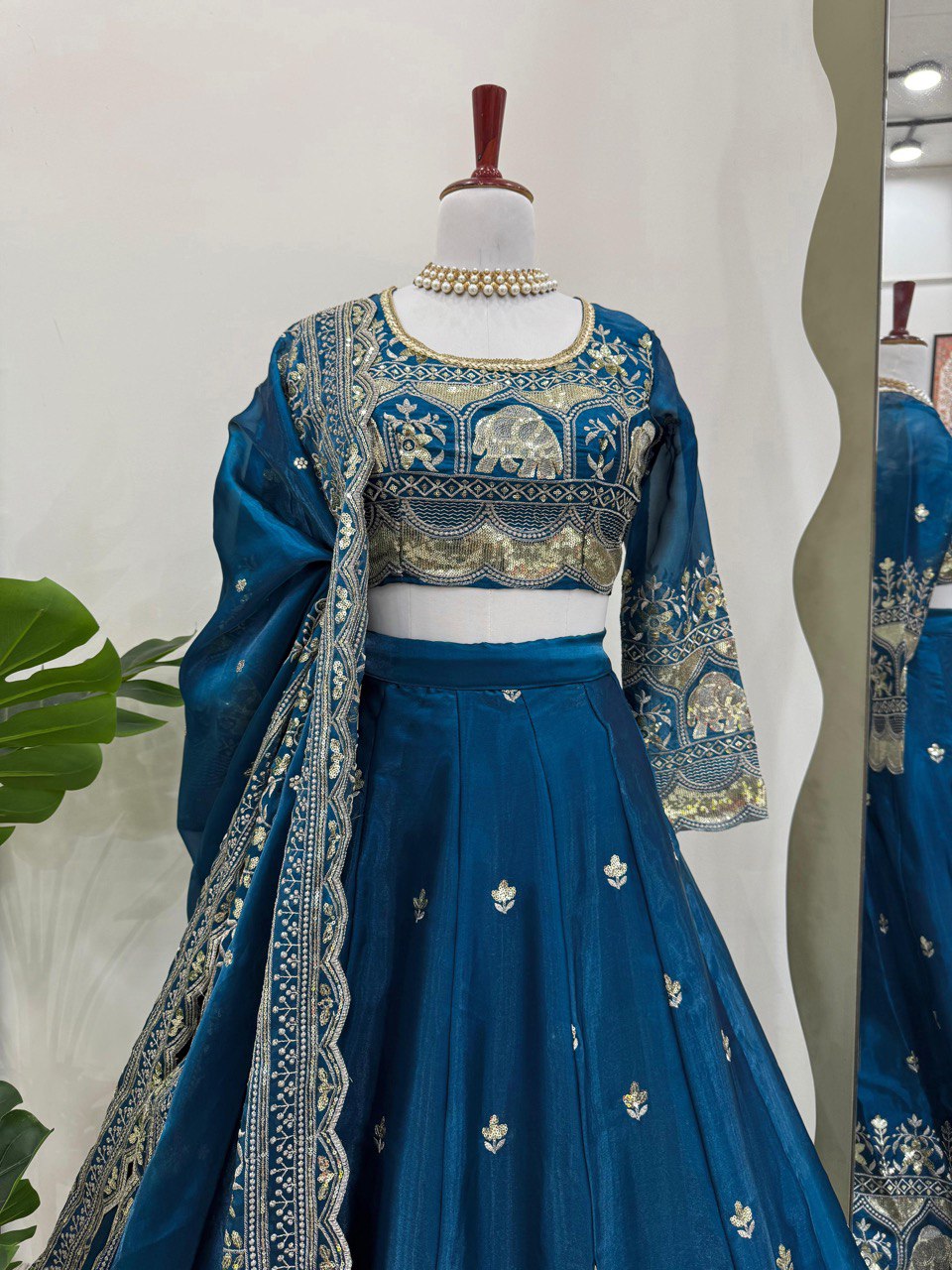 TRENDING CHANIYA CHOLI