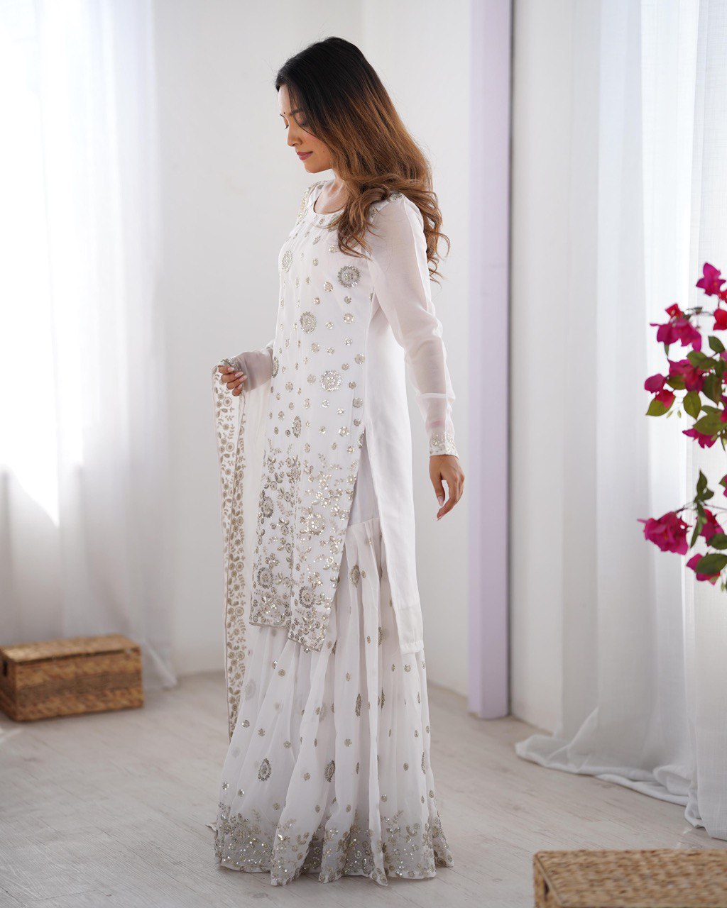 REAL MODELLING SHARARA SUITS