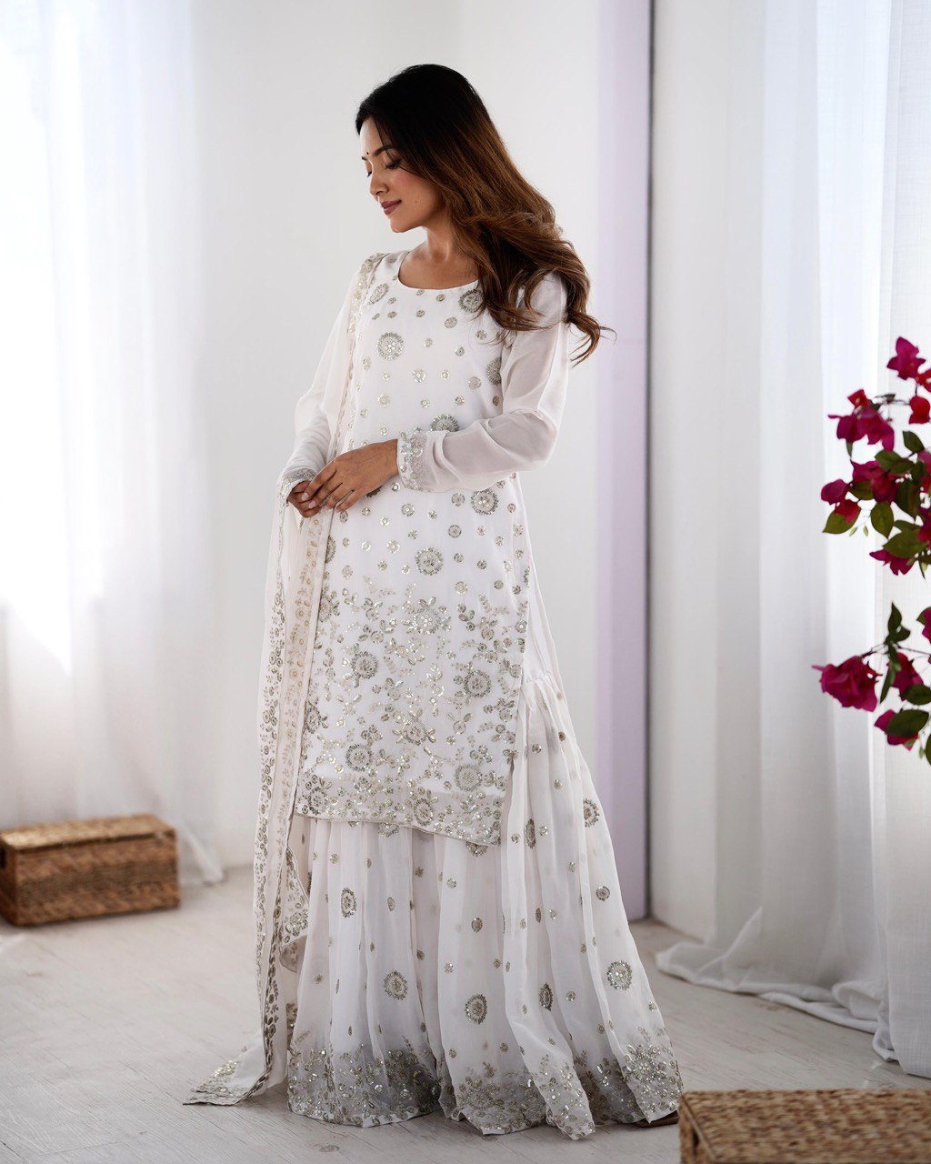 REAL MODELLING SHARARA SUITS