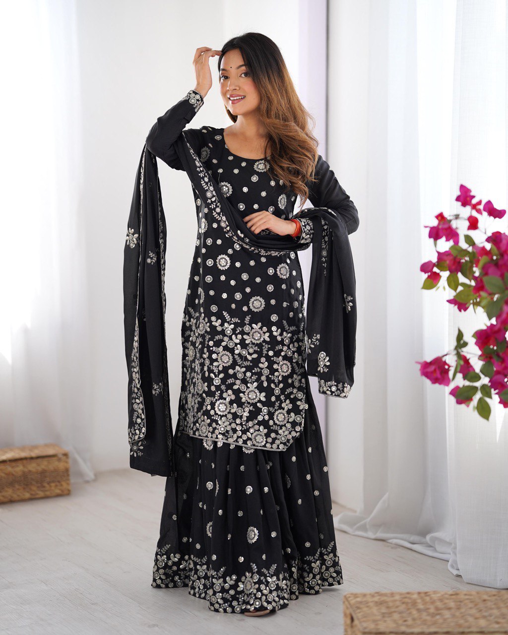 REAL MODELLING SHARARA SUITS