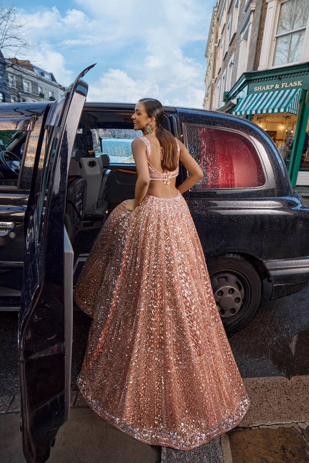 LEHENGA THAT OWNS THE SPOTLIGHT