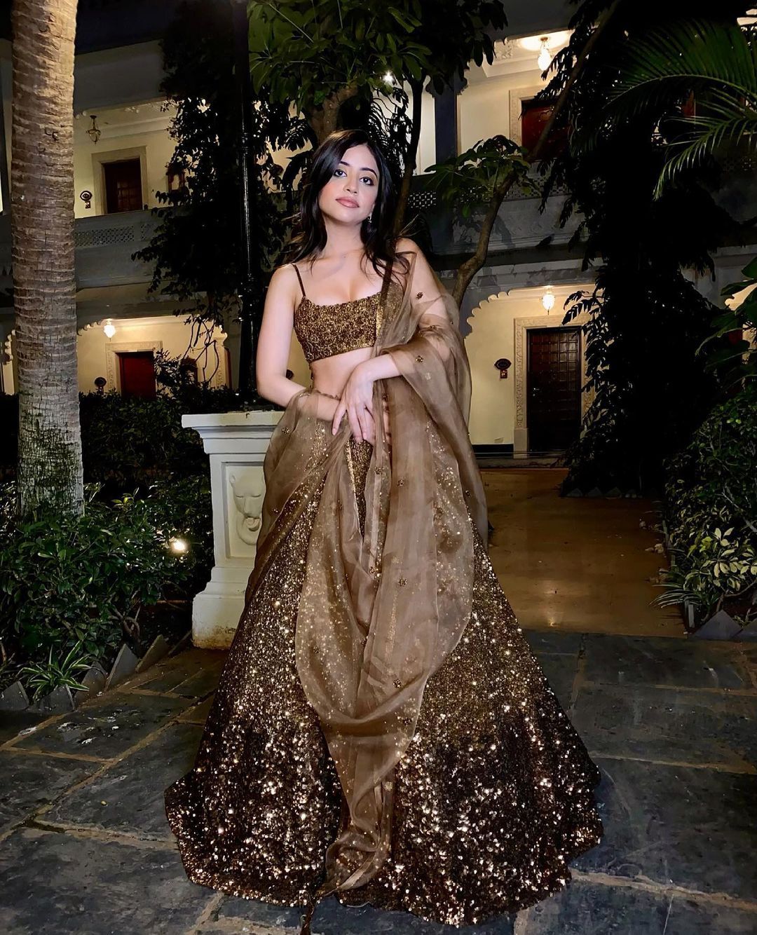 GOLDEN SEQUINS LEHENGA