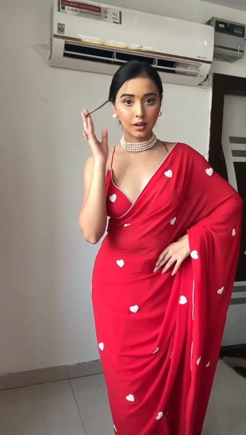 Red Heart Ready To Wear Saree