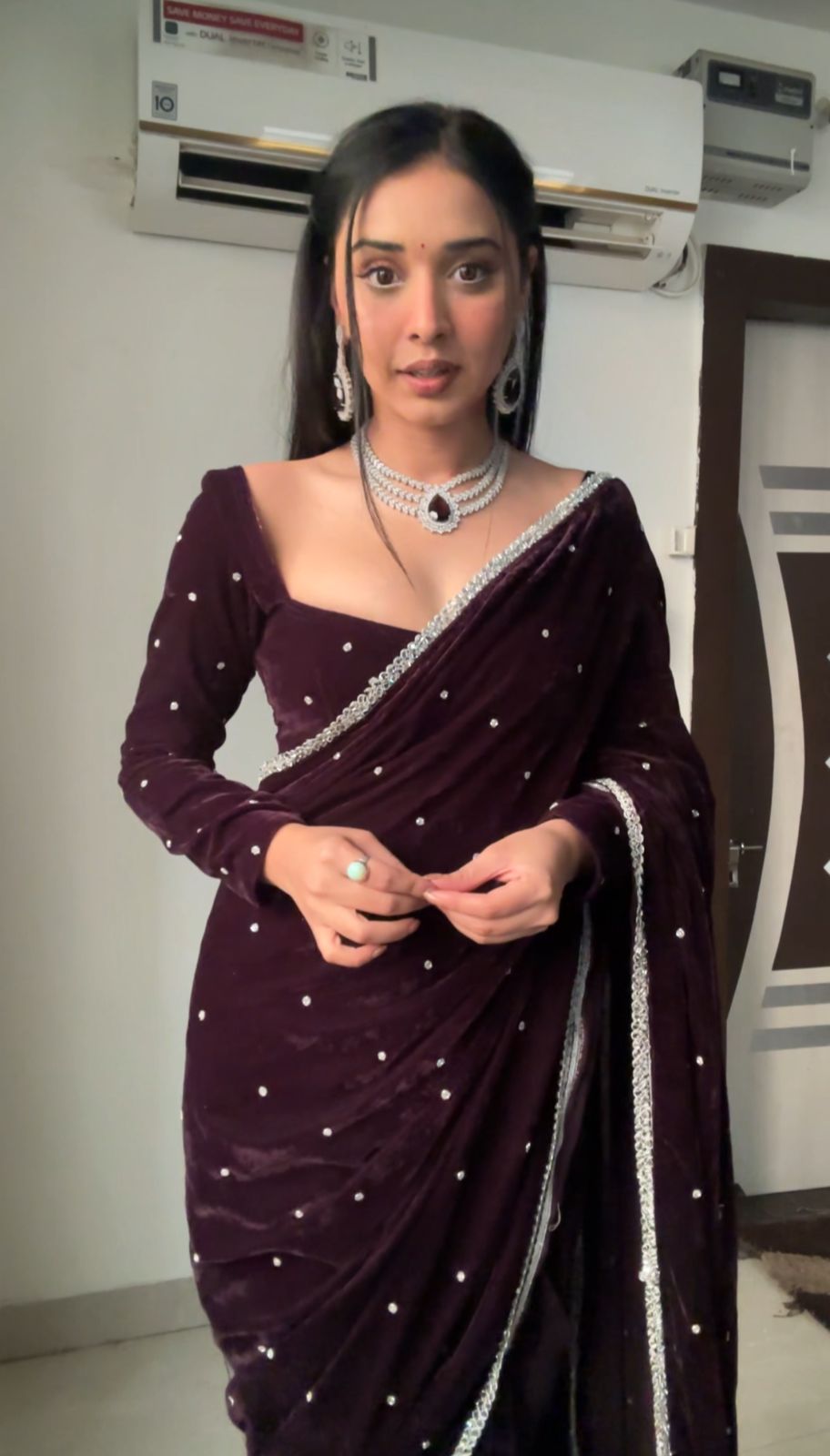 Beautiful Pearl Wine Drape Saree