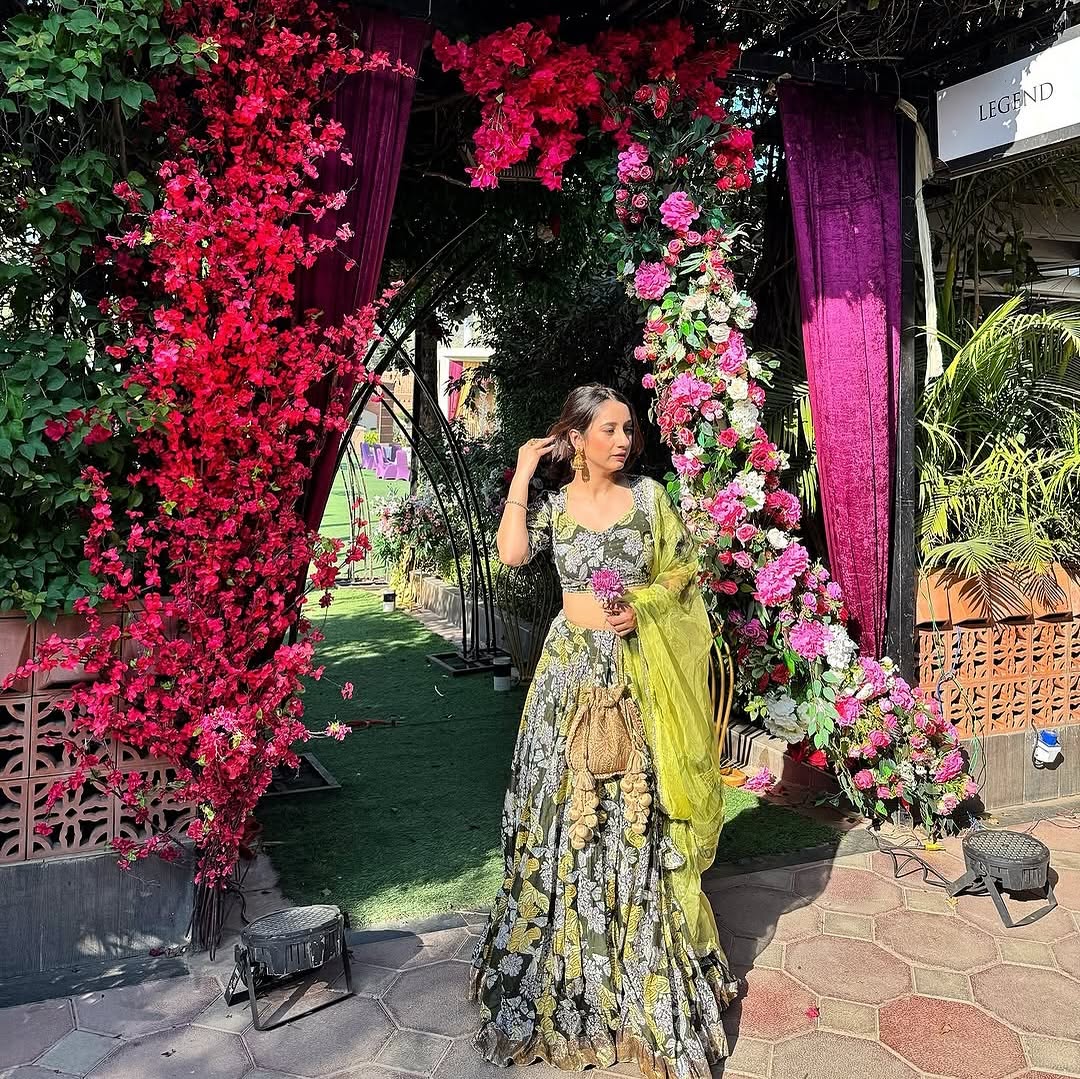 FLORAL BEST SELLER LEHENGA