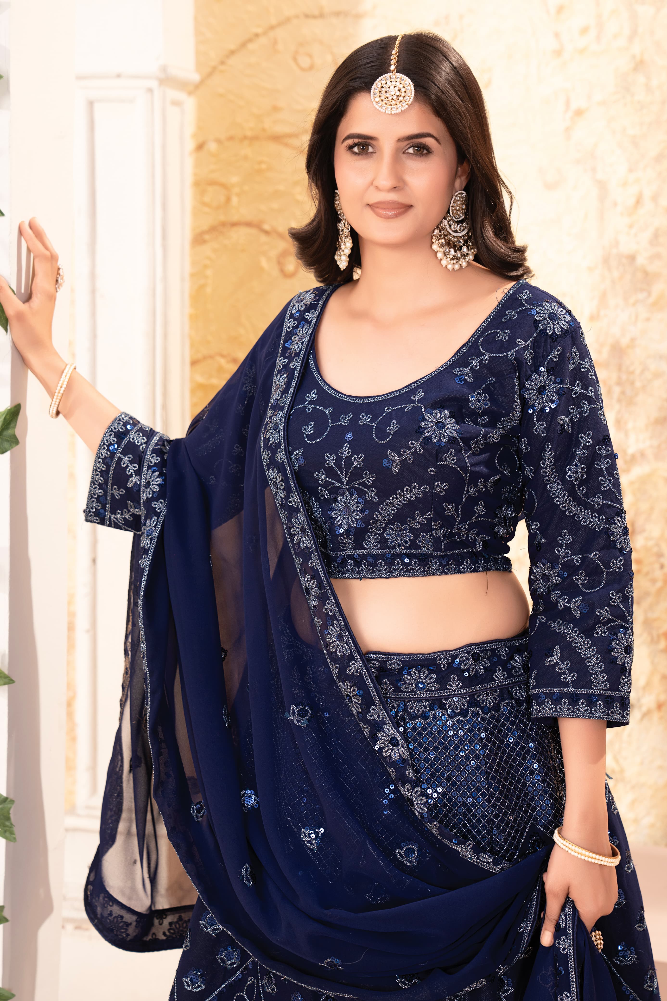 REAL MODELLING LEHENGA
