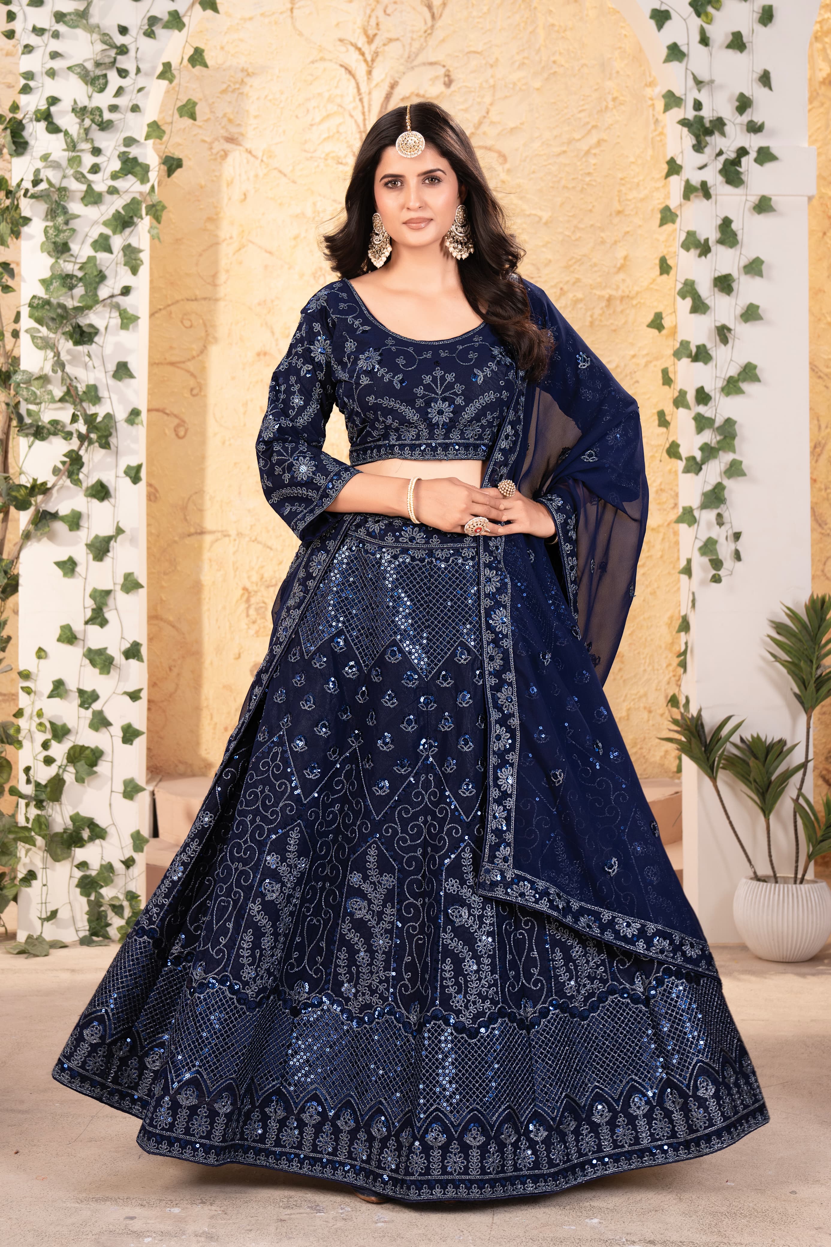 REAL MODELLING LEHENGA