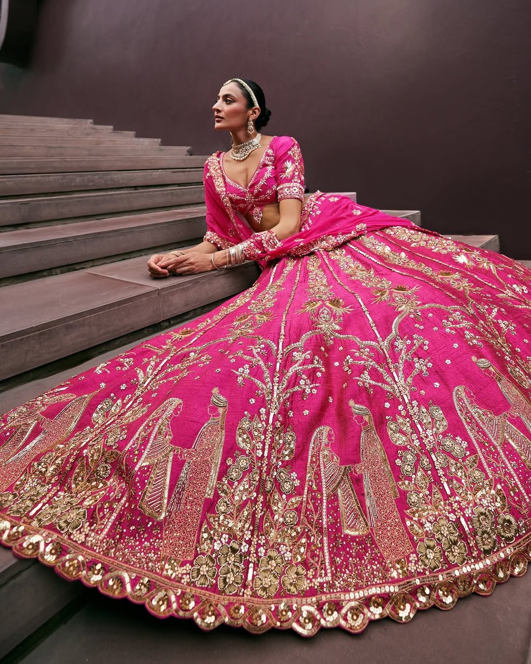 RAJA RANI LEHENGA