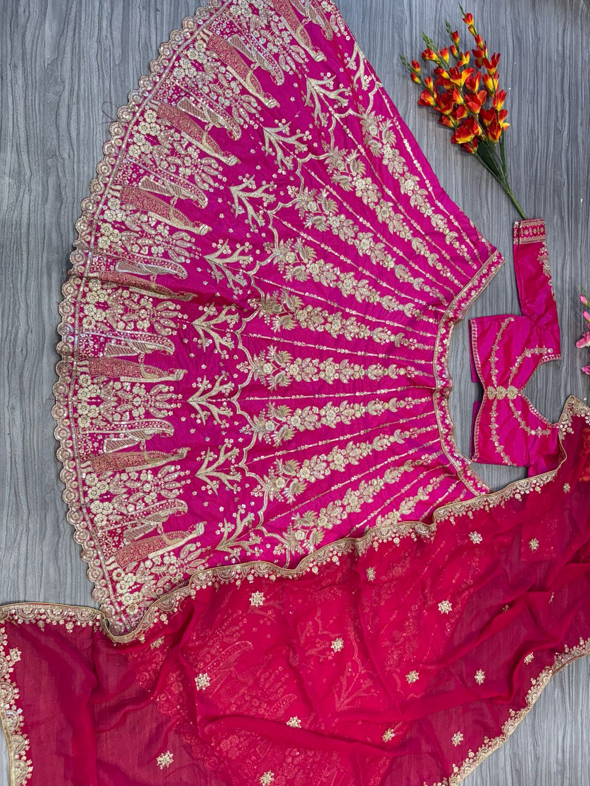 RAJA RANI LEHENGA