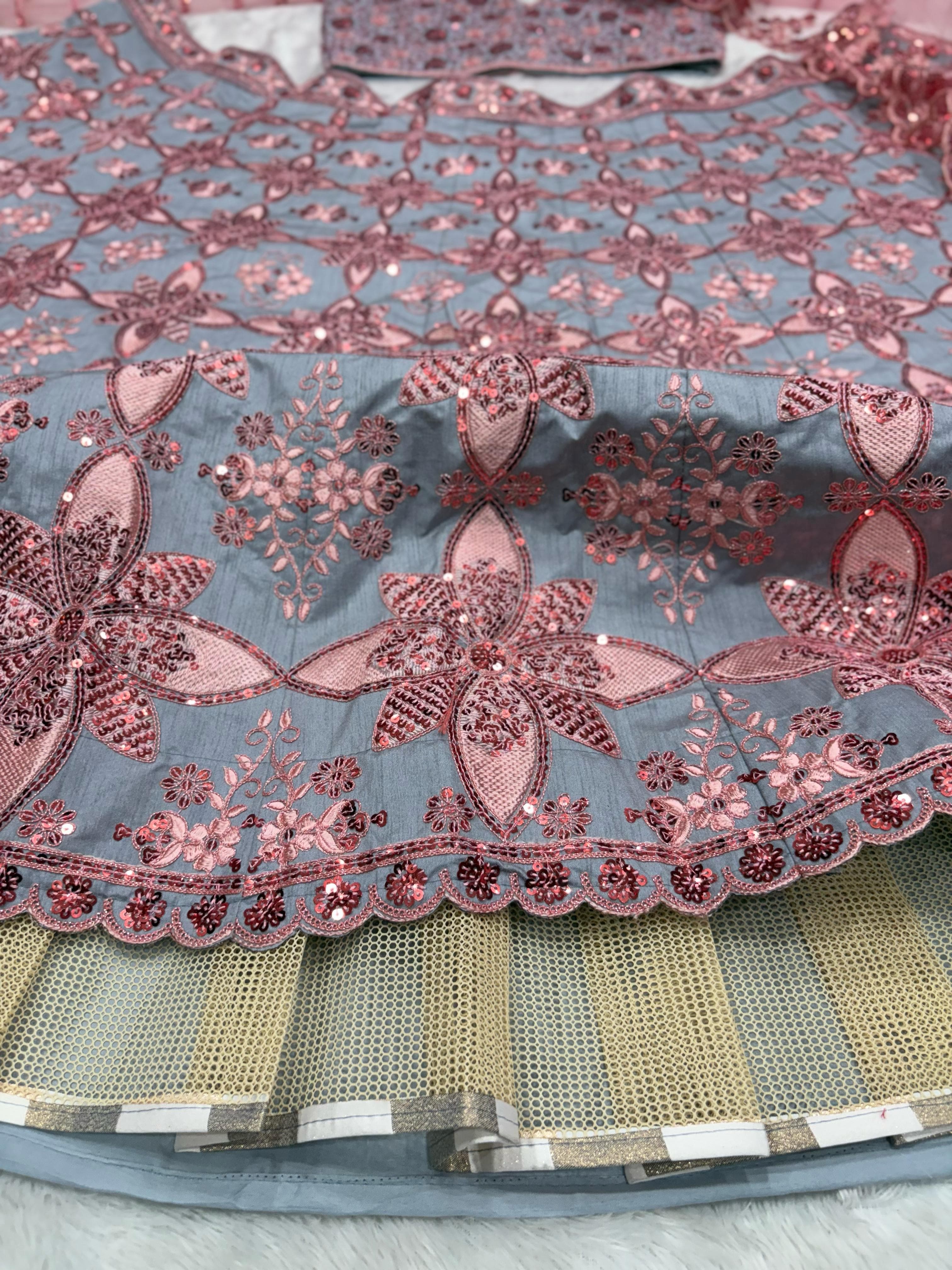 BEST SELLER REAL MODELLING LEHENGA