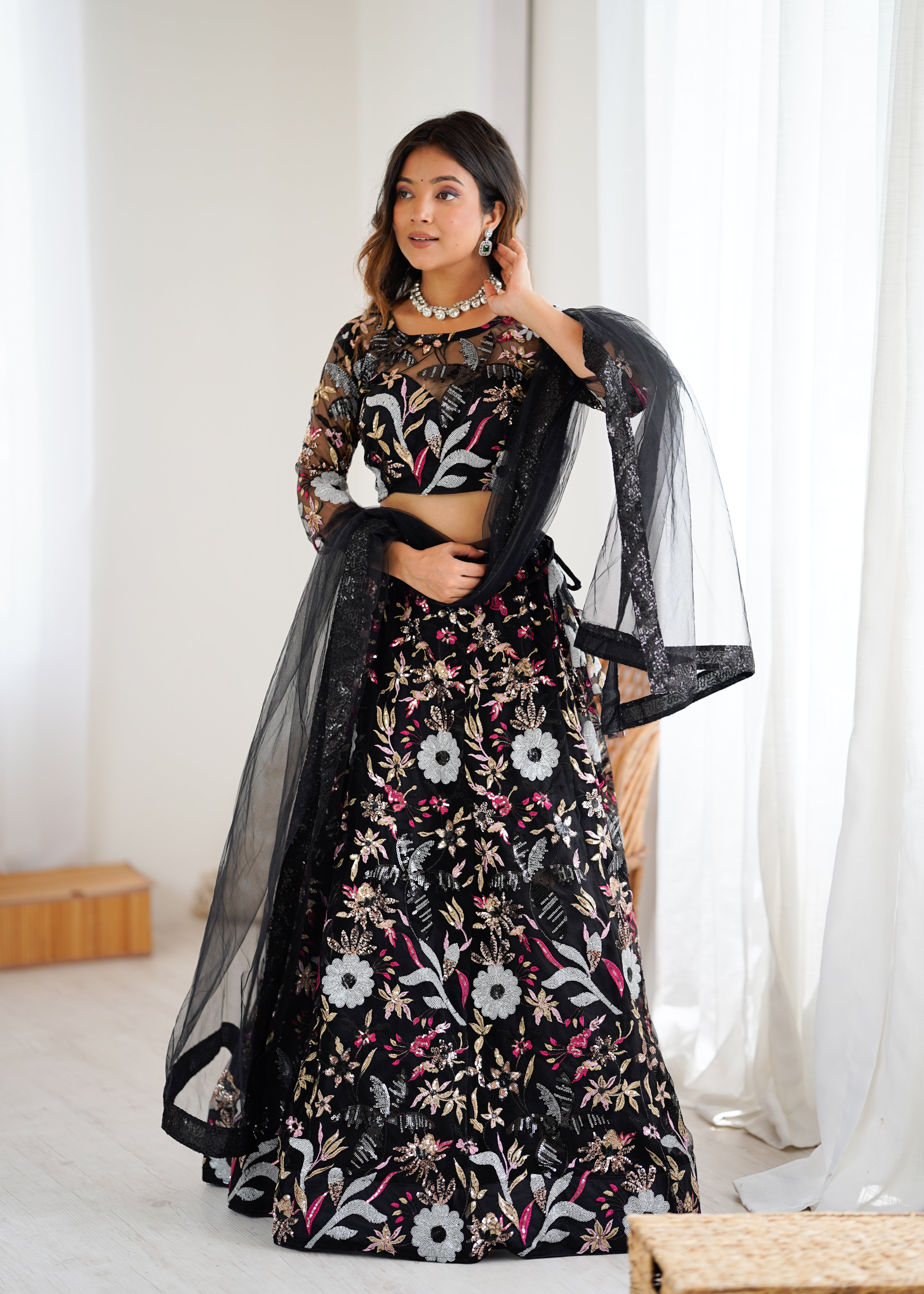 REAL MODELLING LEHENGA