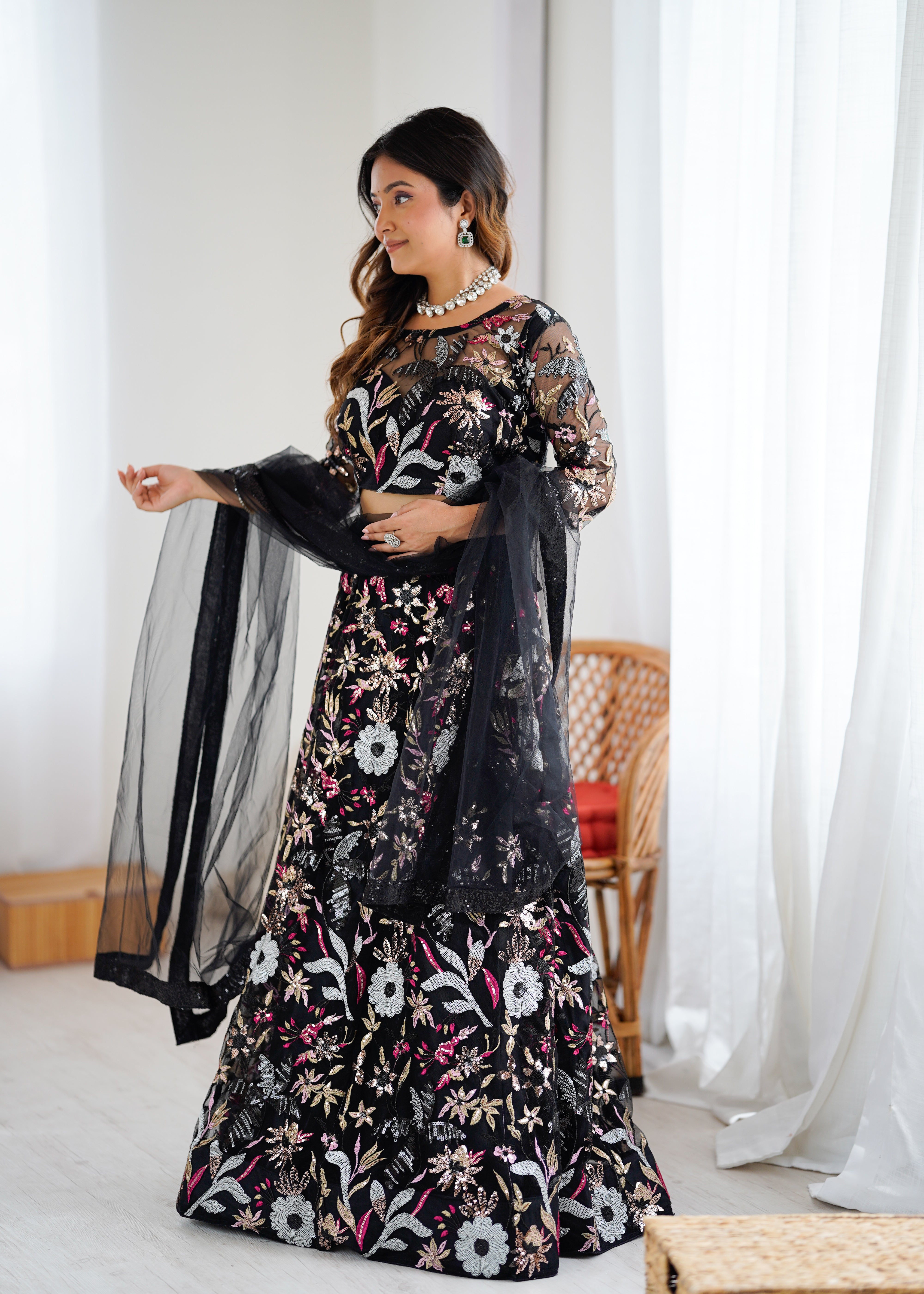 REAL MODELLING LEHENGA