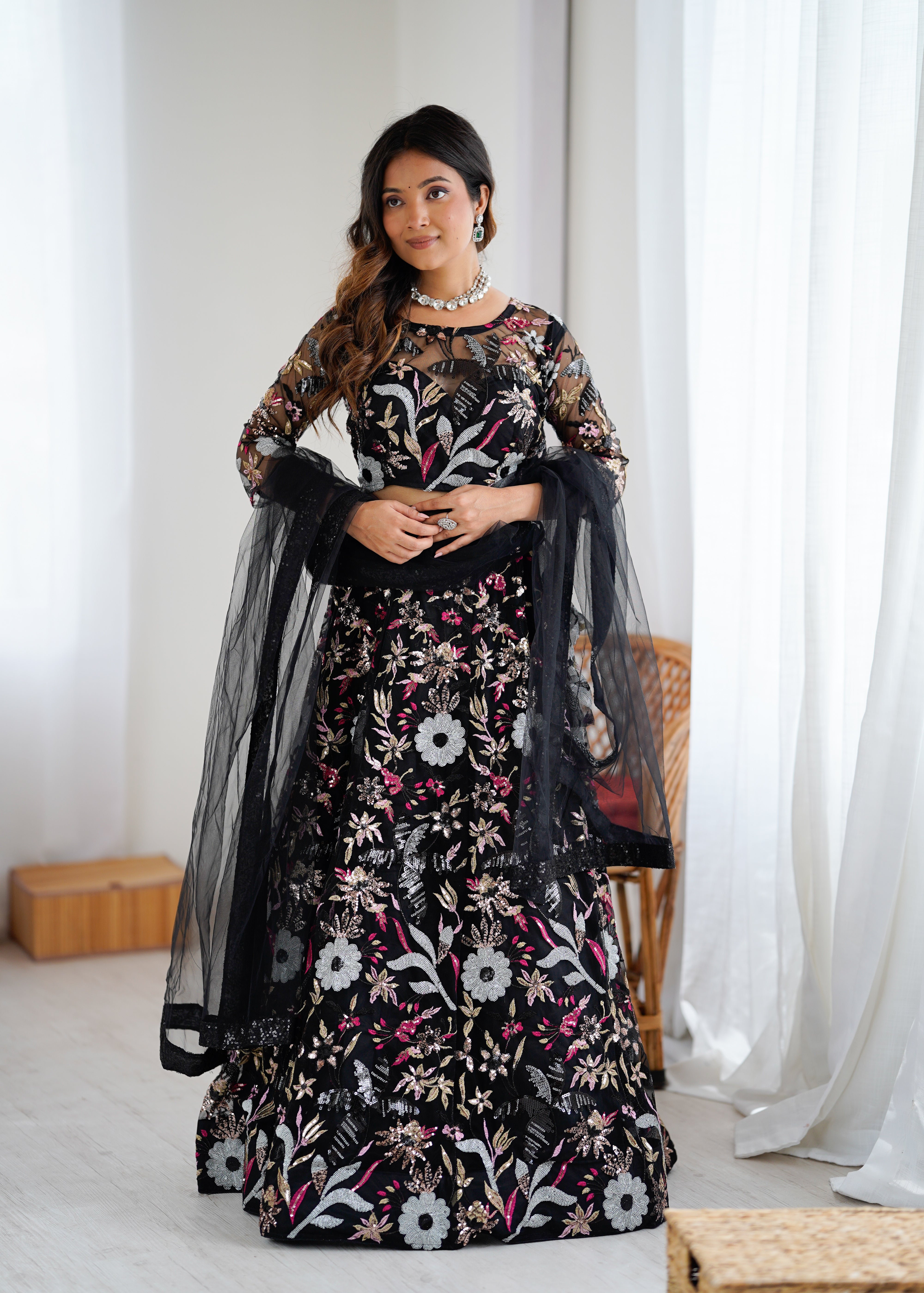 REAL MODELLING LEHENGA