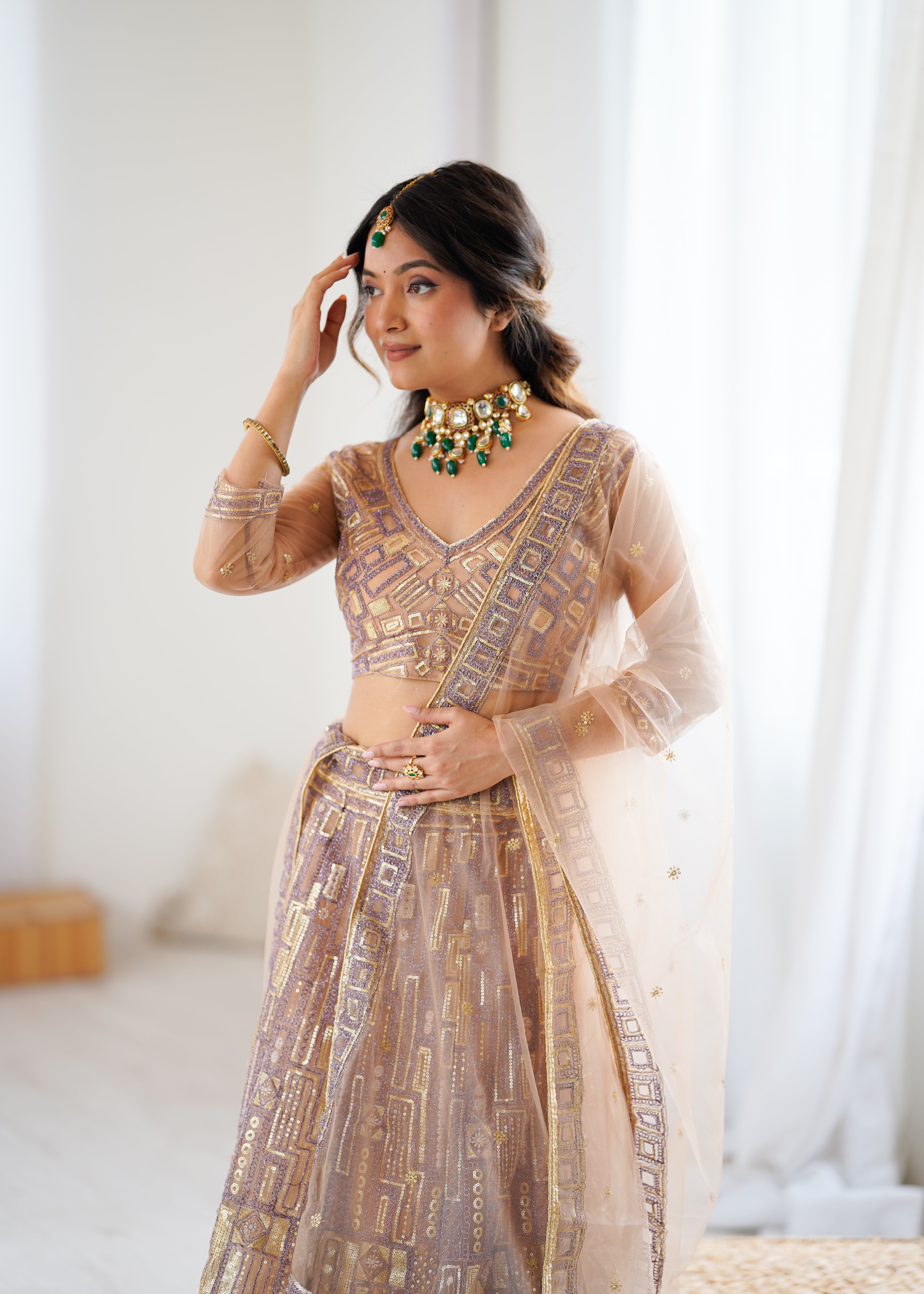 REAL MODELLING LEHENGA