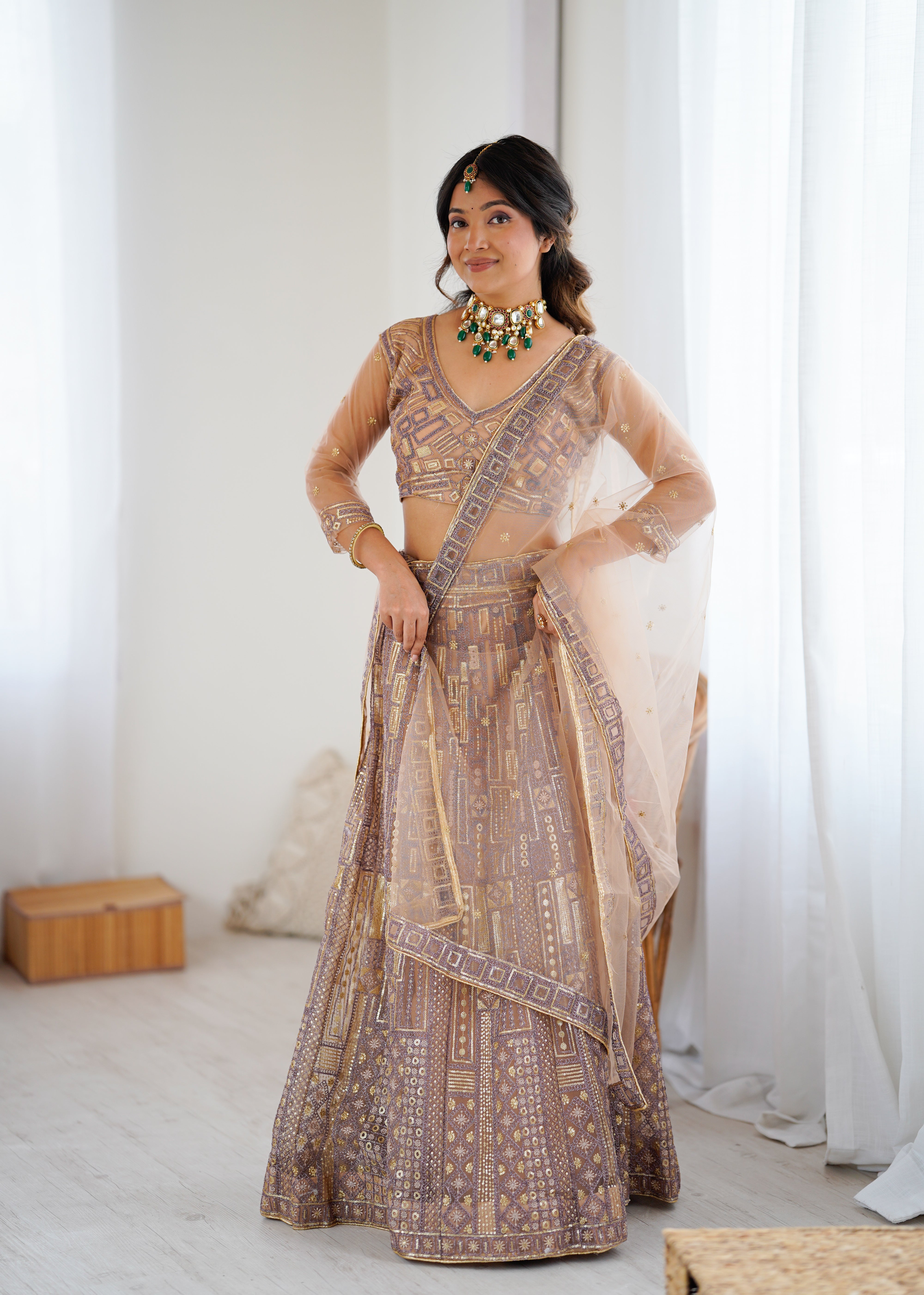 REAL MODELLING LEHENGA