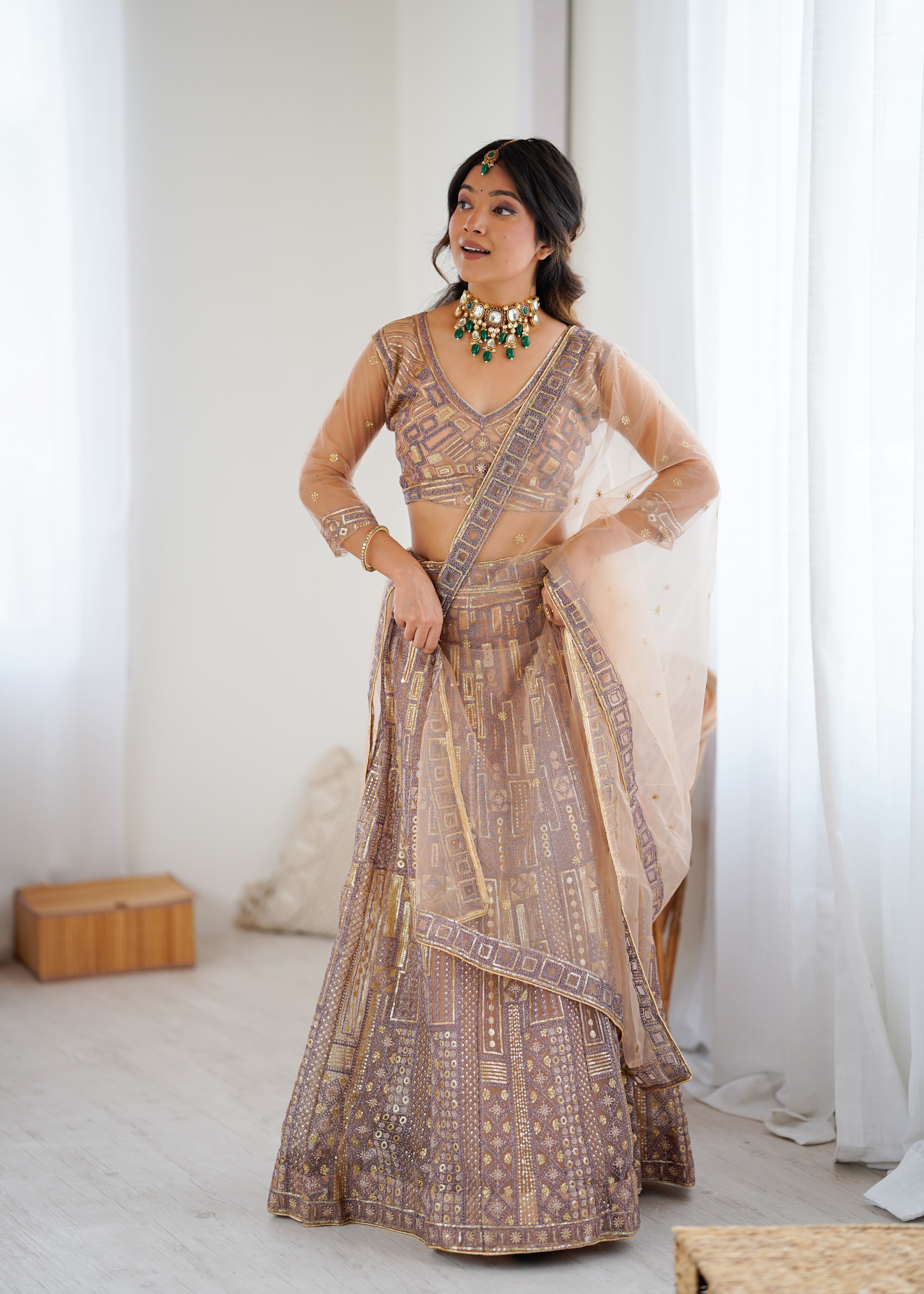 REAL MODELLING LEHENGA