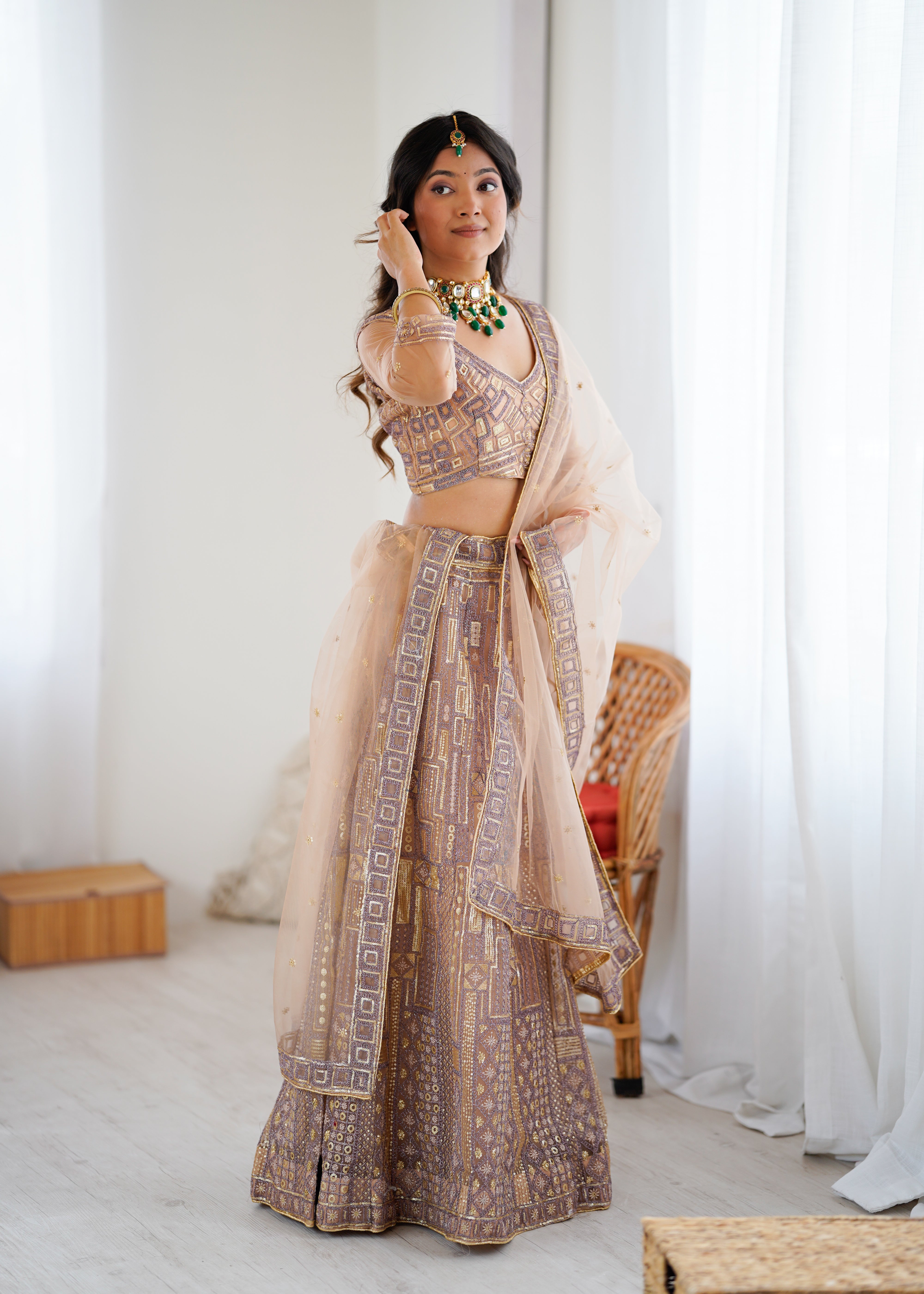 REAL MODELLING LEHENGA