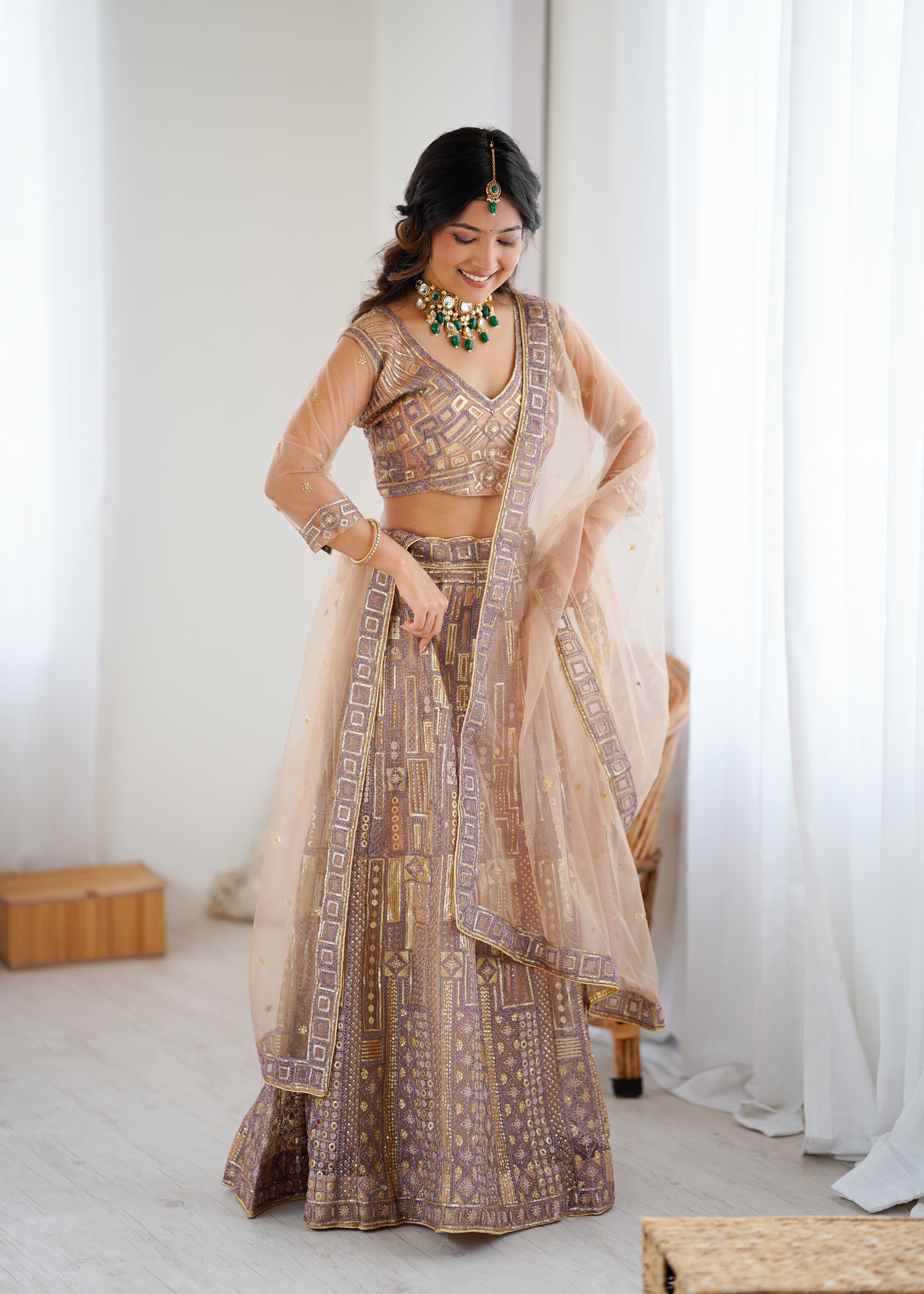 REAL MODELLING LEHENGA