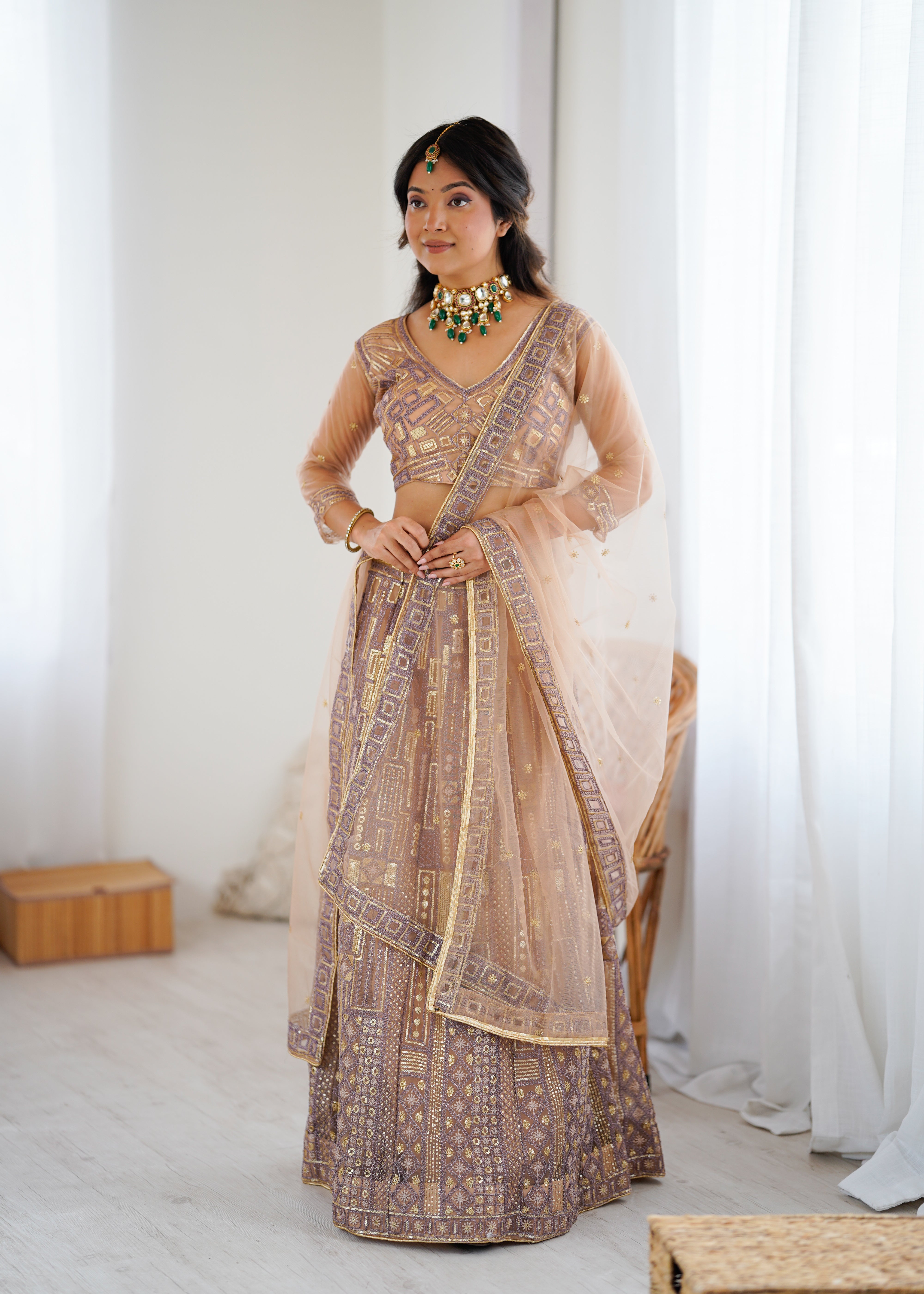 REAL MODELLING LEHENGA