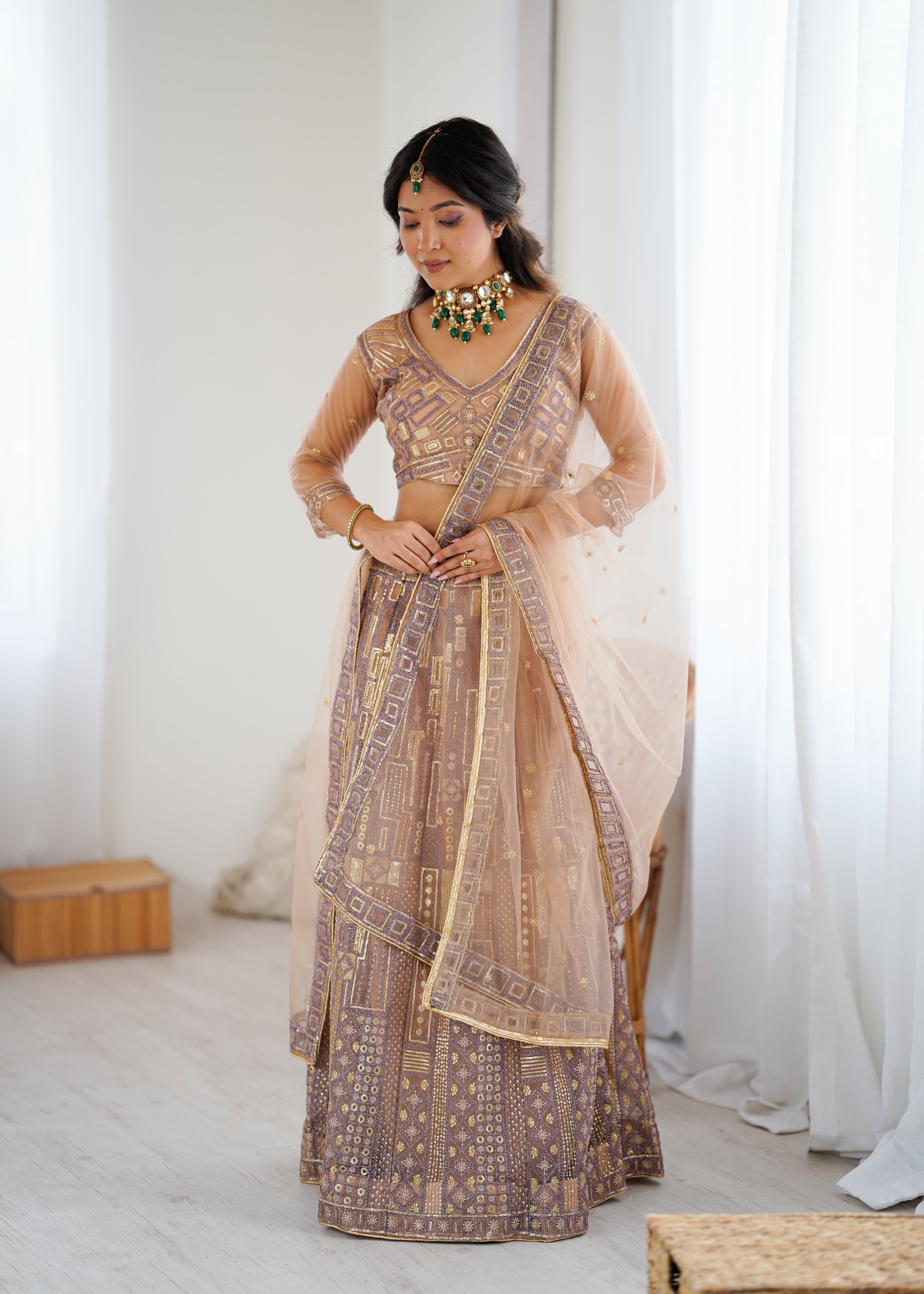 REAL MODELLING LEHENGA
