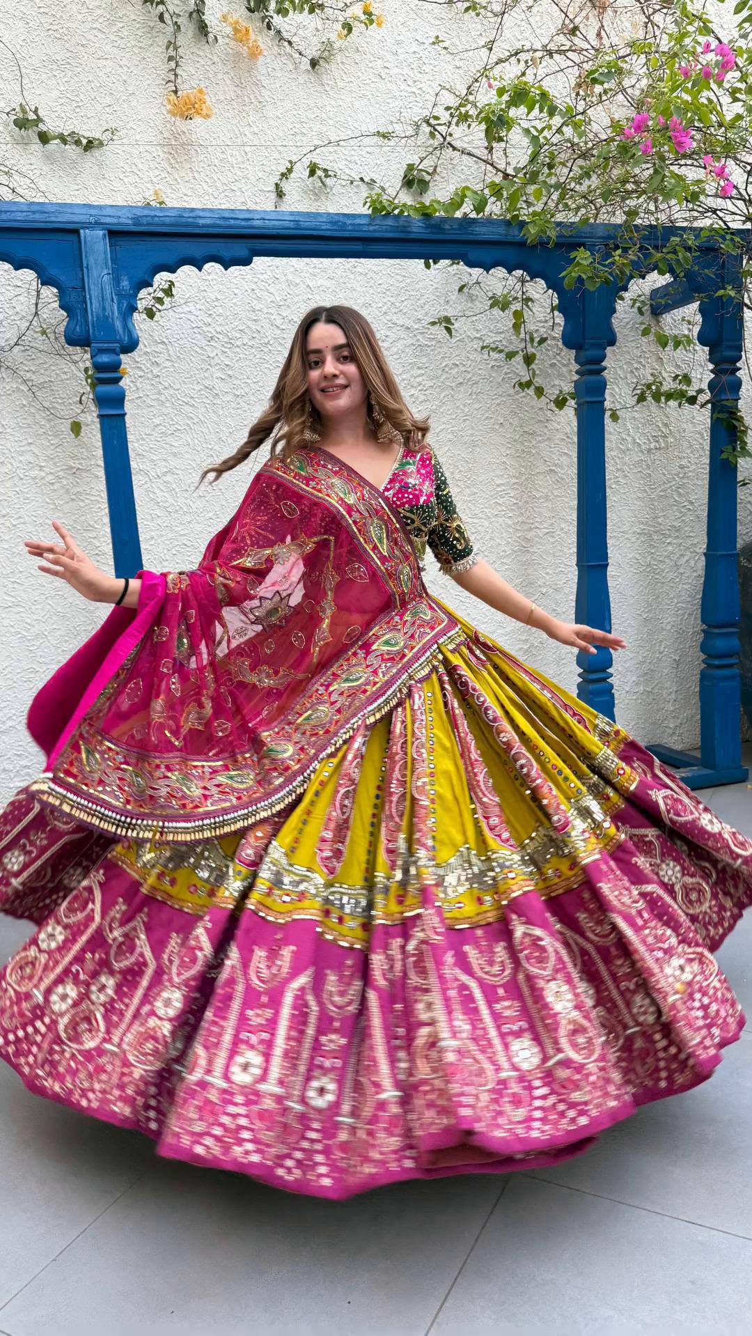 REAL MIRROR WORL LEHENGA