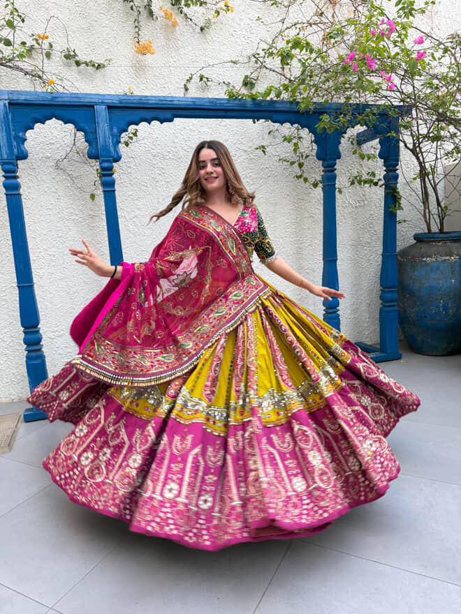 REAL MIRROR WORL LEHENGA