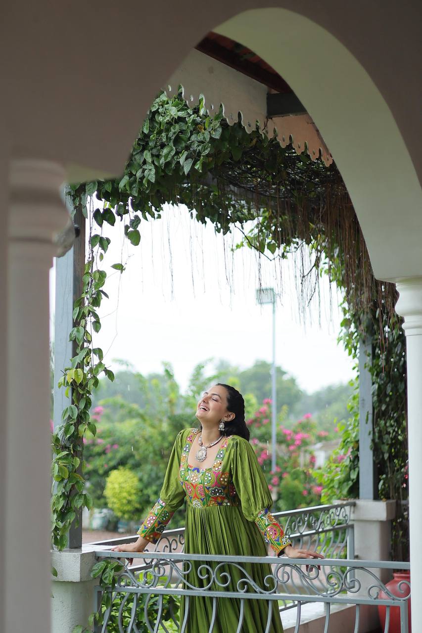 GAMTHI WORK GOWNS