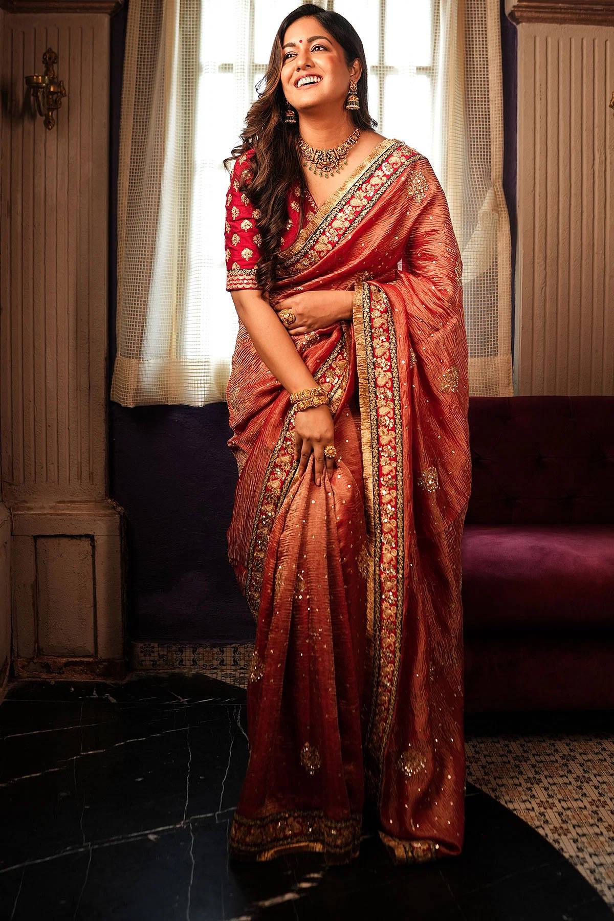 BEAUTIFUL TRADITIONAL SAREE