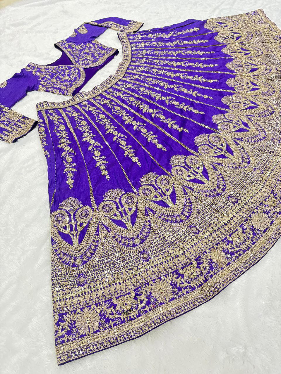 DREAMY PARTY WEAR LEHENGA