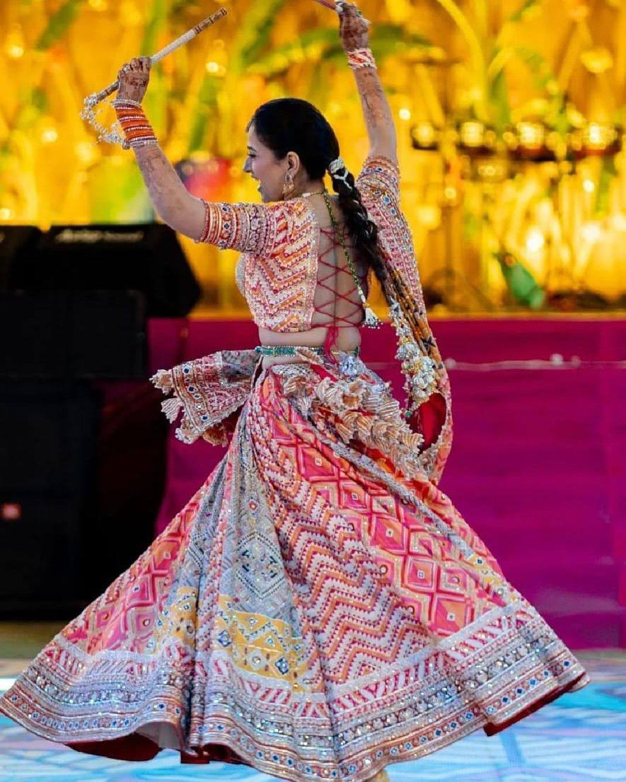DESIGNER NAVRATRI LEHENGA