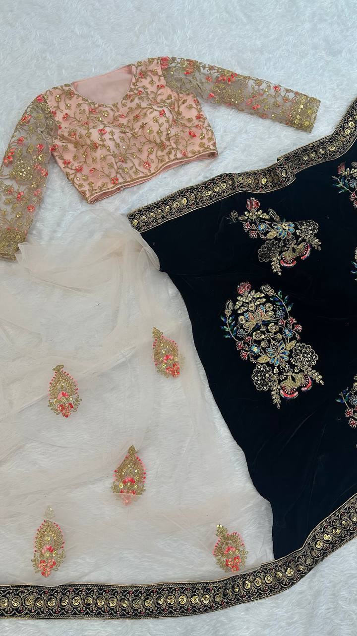 ROYAL VELVET SAREE