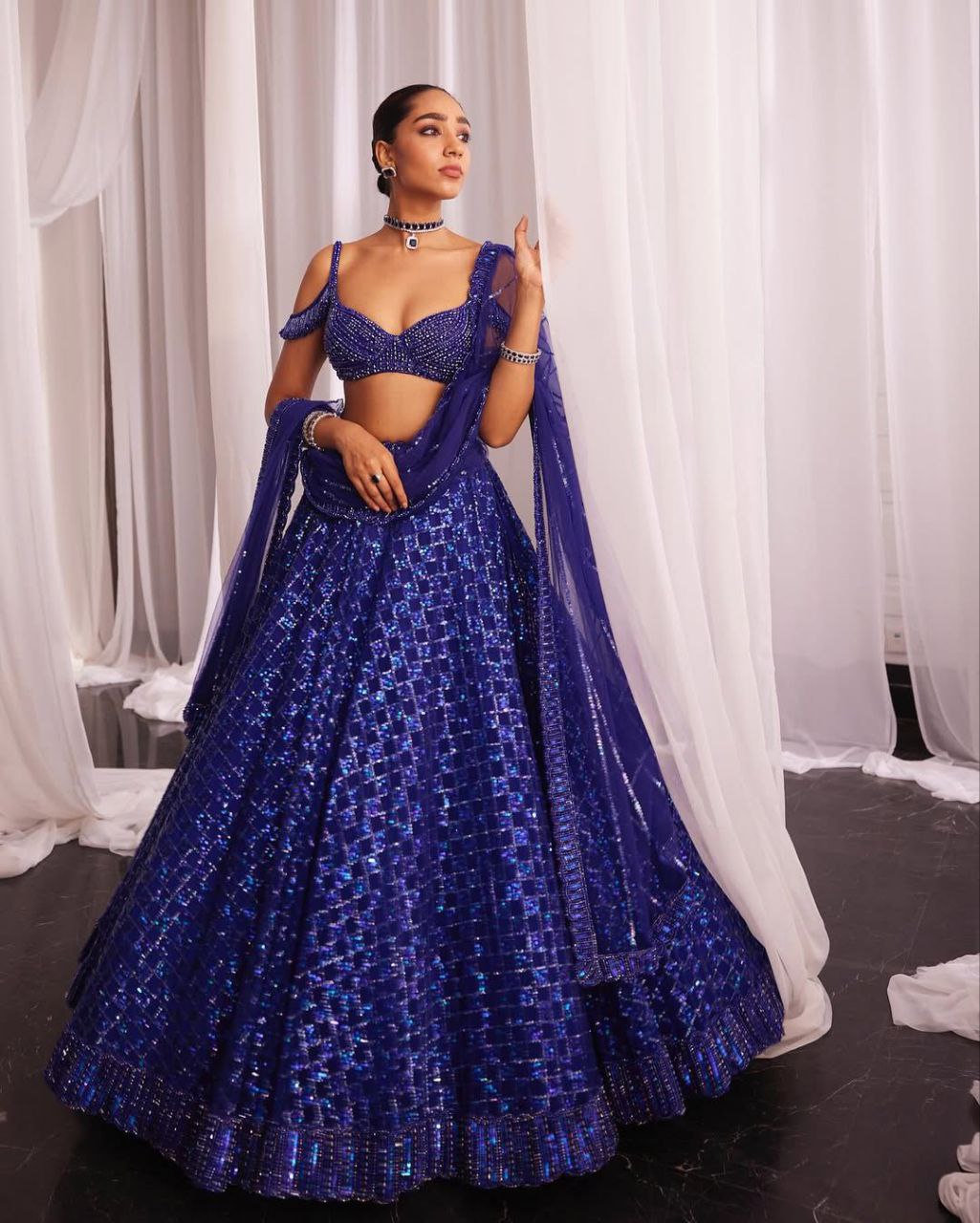 DESIGNER LEHENGA CHOLI
