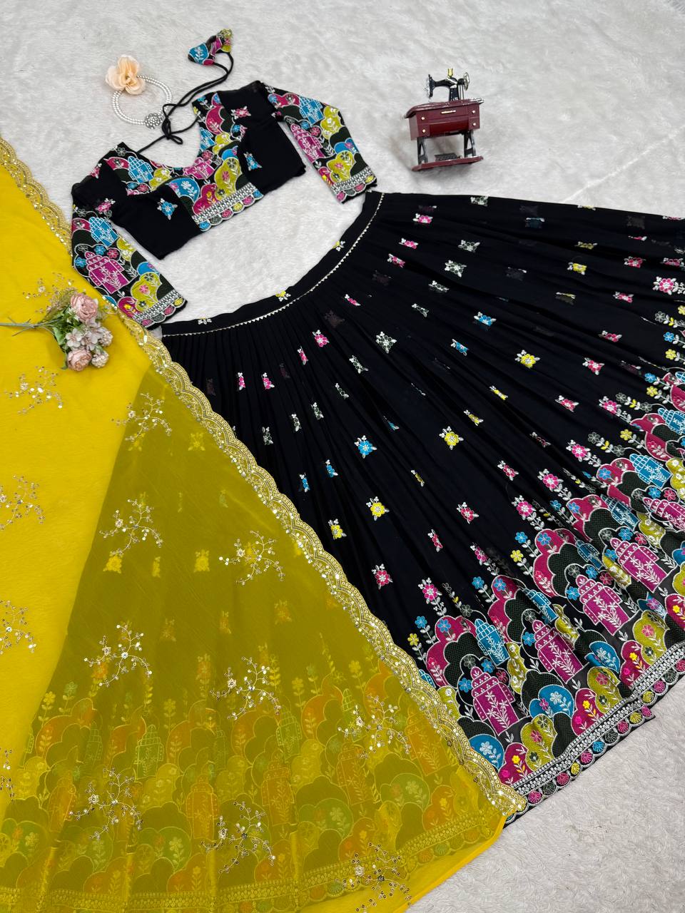 BEAUTIFUL NAVRATRI LEHENGA