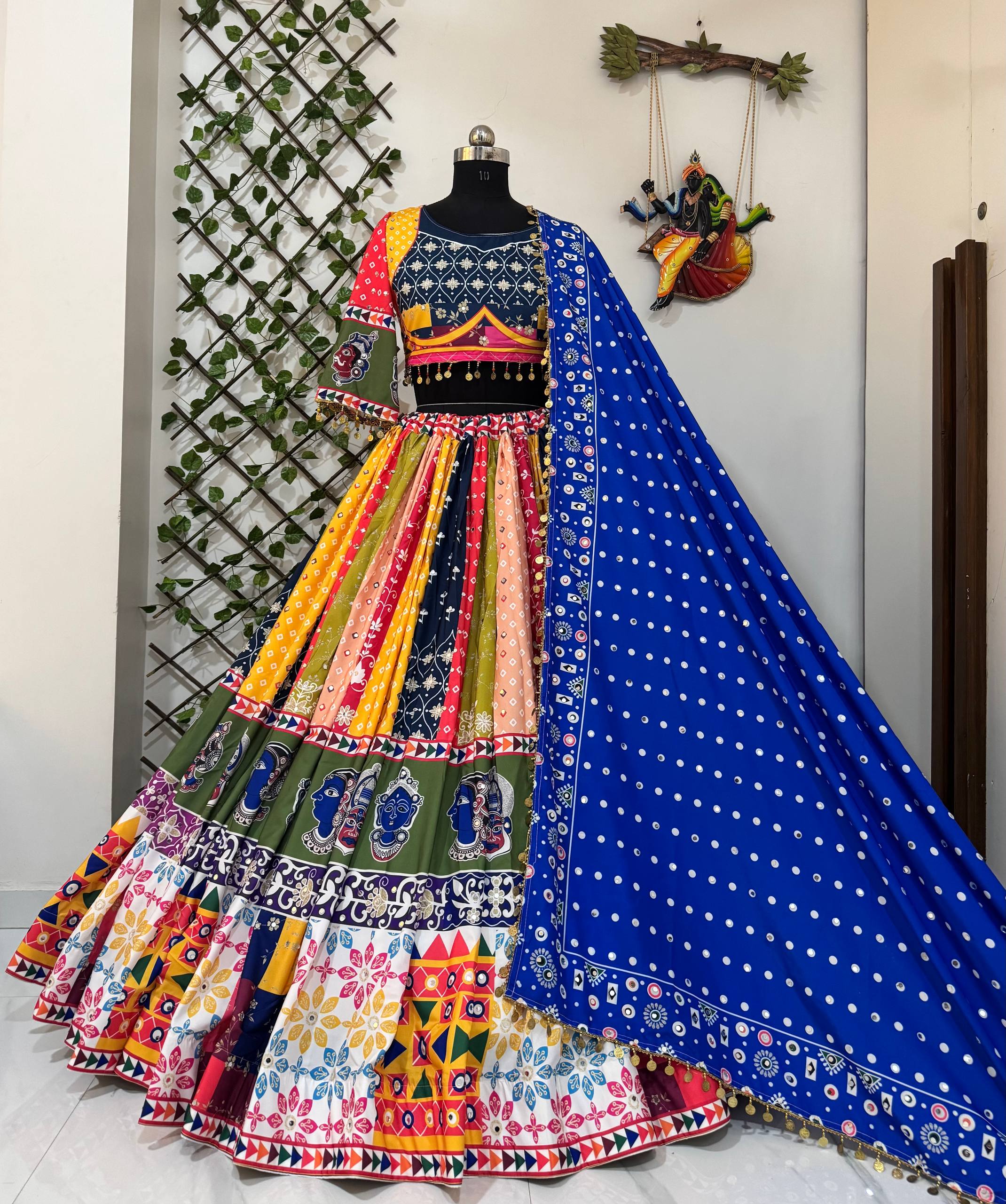 NAVRATRI CHANIYA CHOLI