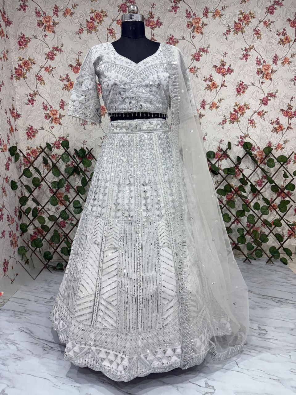 PARTY WEAR LEHENGA