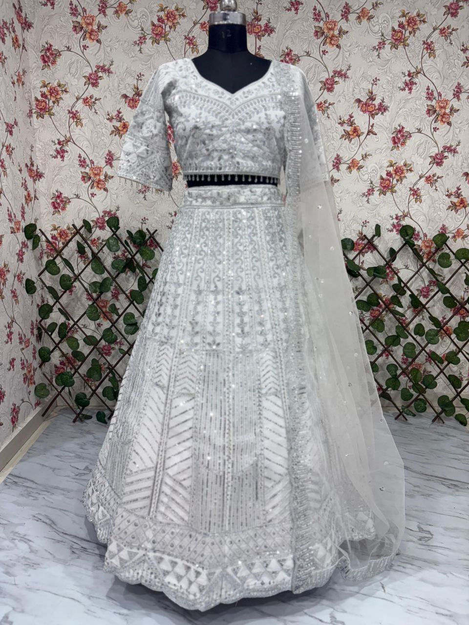 PARTY WEAR LEHENGA