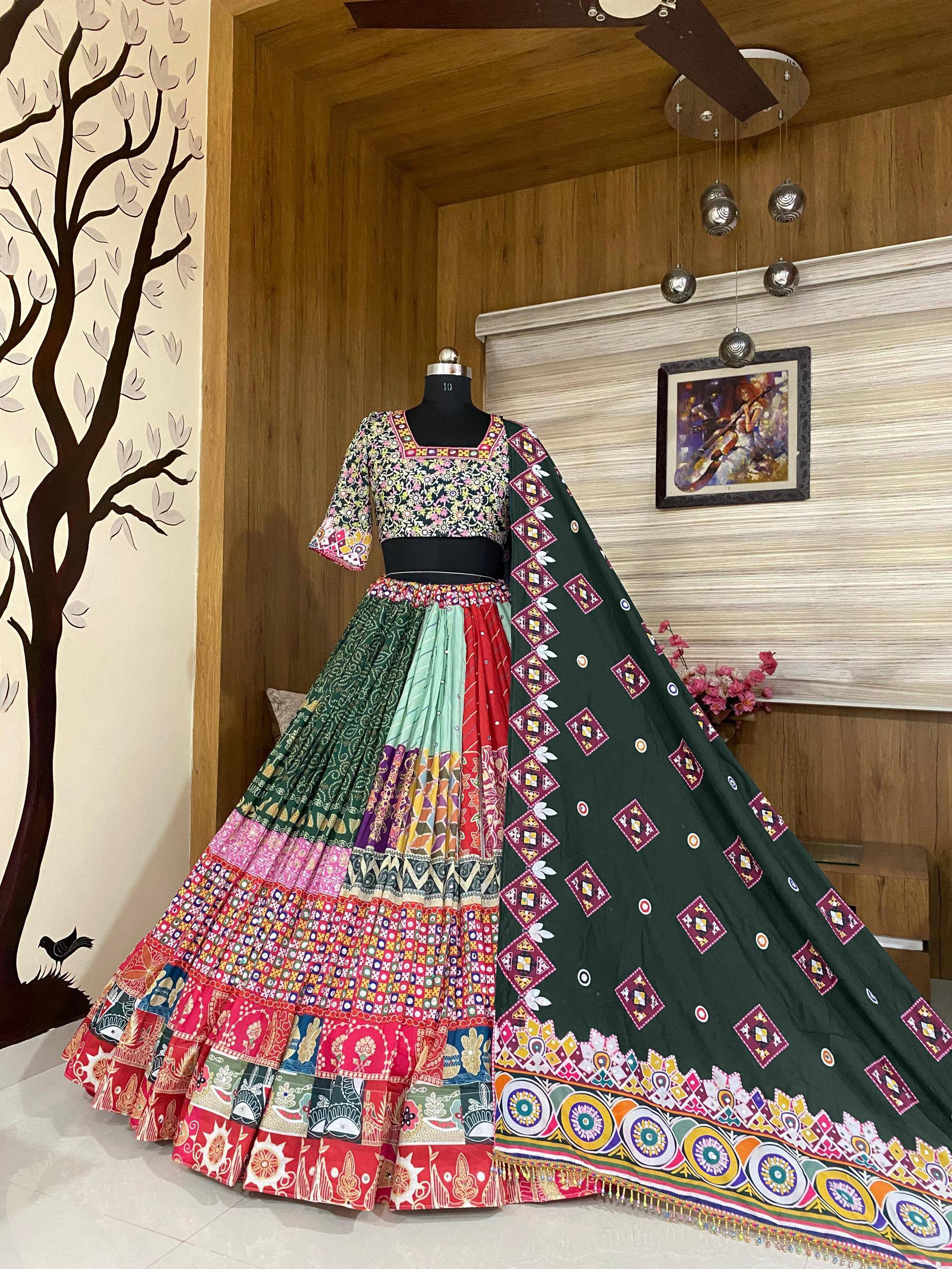 TRENDING NAVRATRI LEHENGA