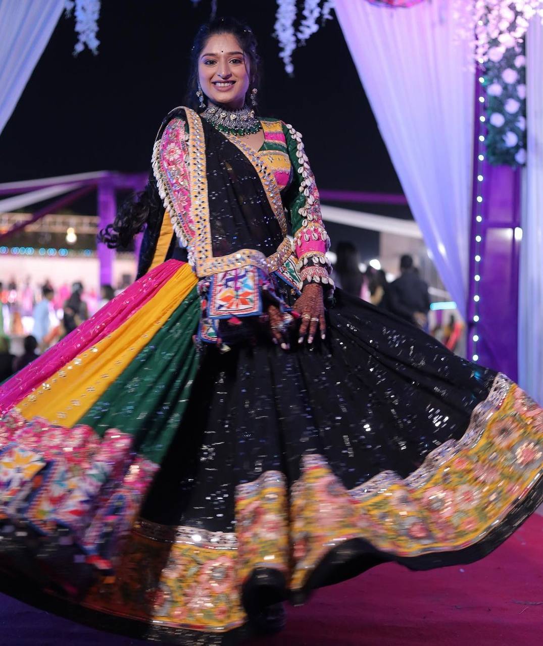NAVRATRI CHANIYA CHOLI