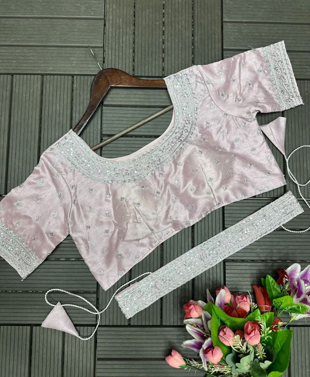 TRENDING PRE DRAPE SAREE