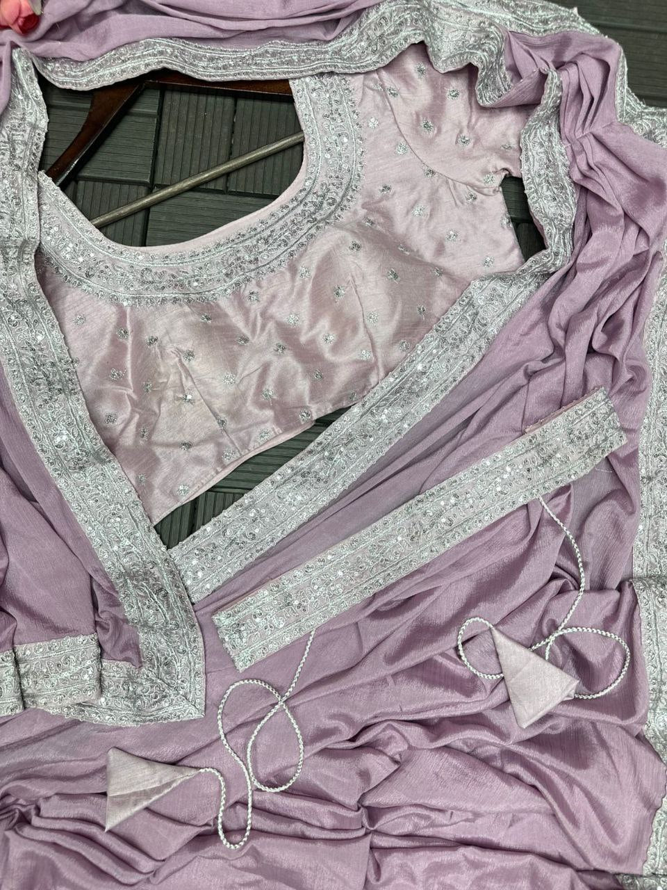 TRENDING PRE DRAPE SAREE