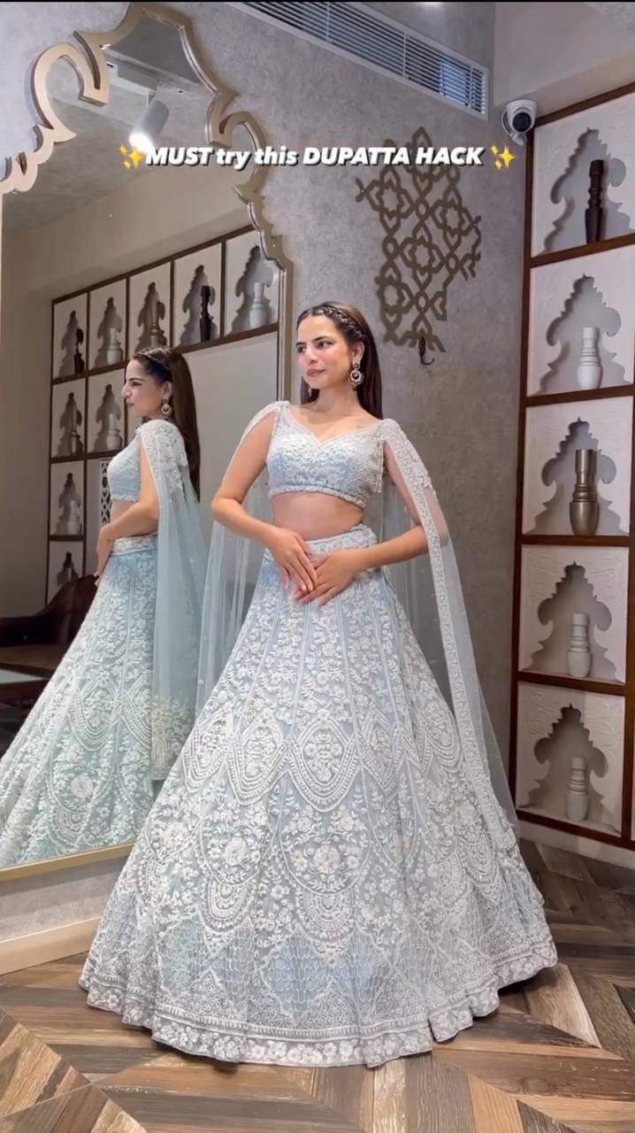 DREAM LEHENGA