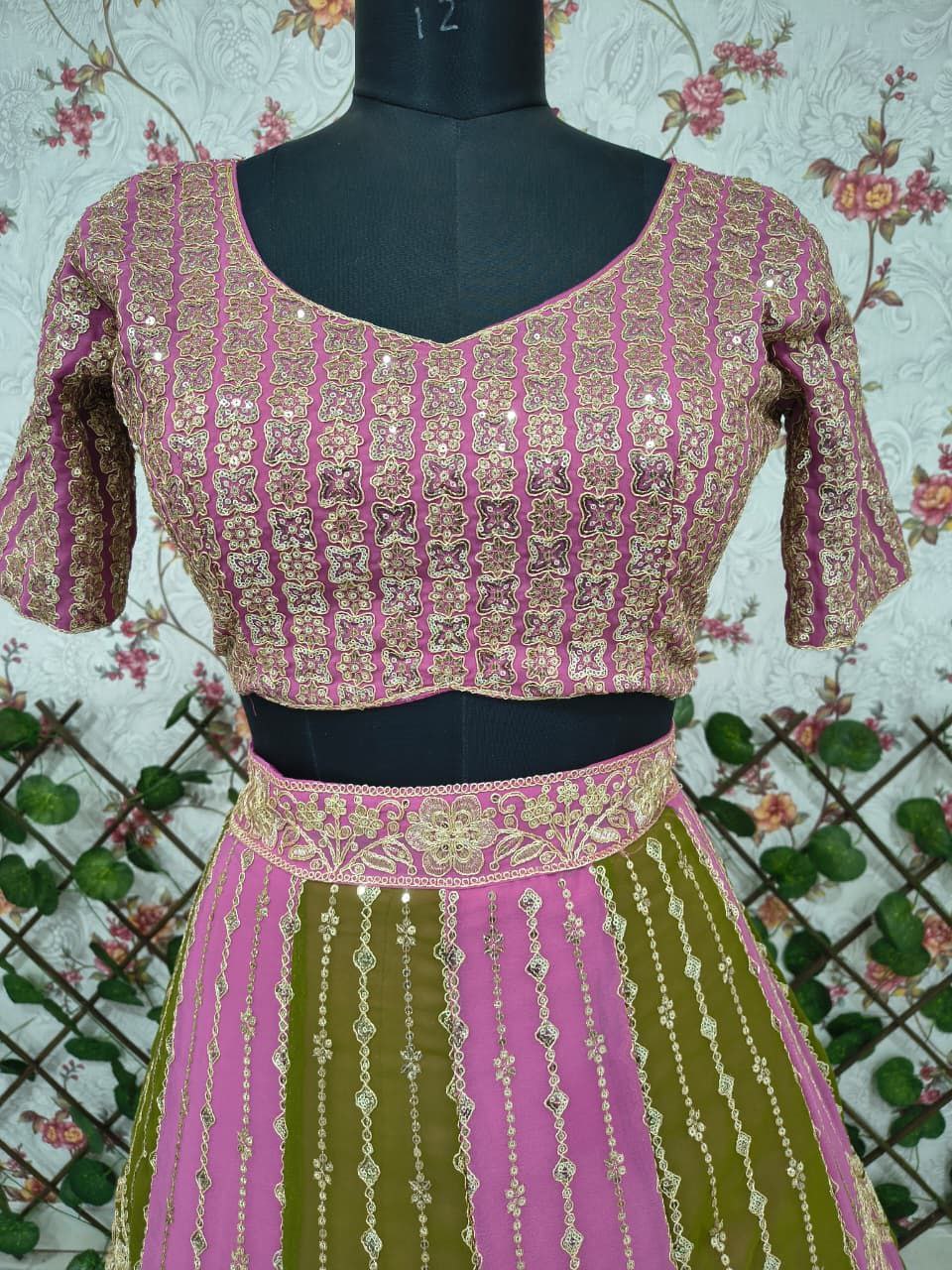 SPECIAL MEHENDI LEHENGA