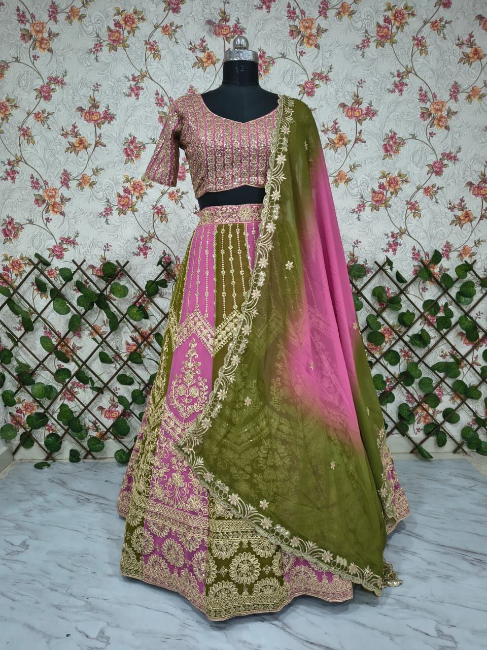 SPECIAL MEHENDI LEHENGA