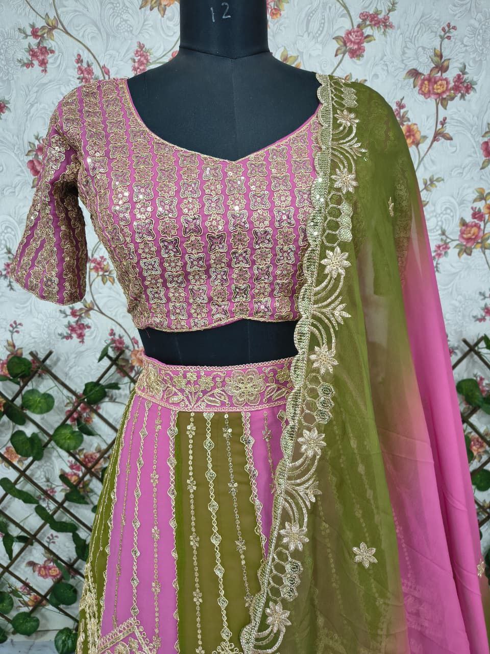 SPECIAL MEHENDI LEHENGA