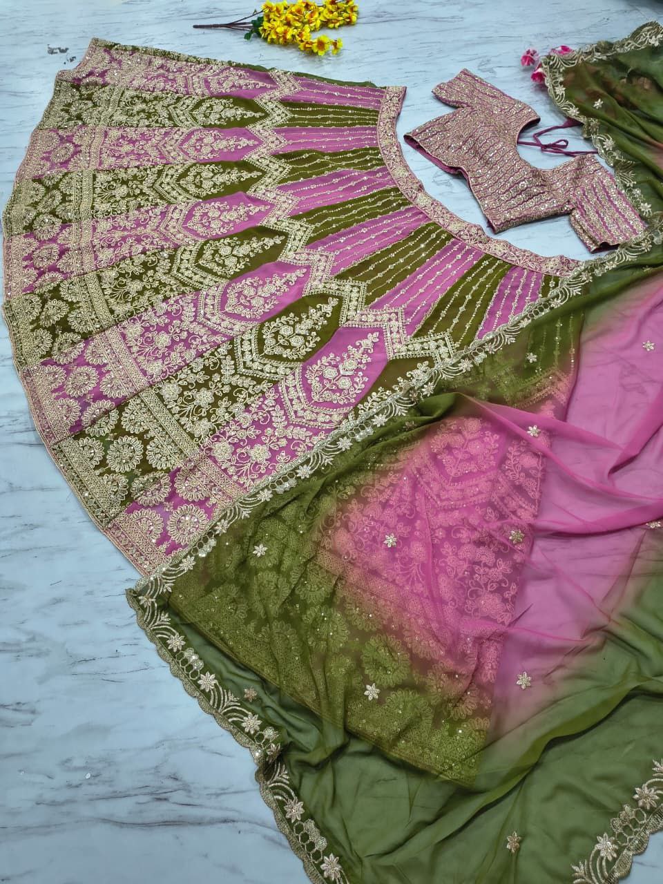 SPECIAL MEHENDI LEHENGA